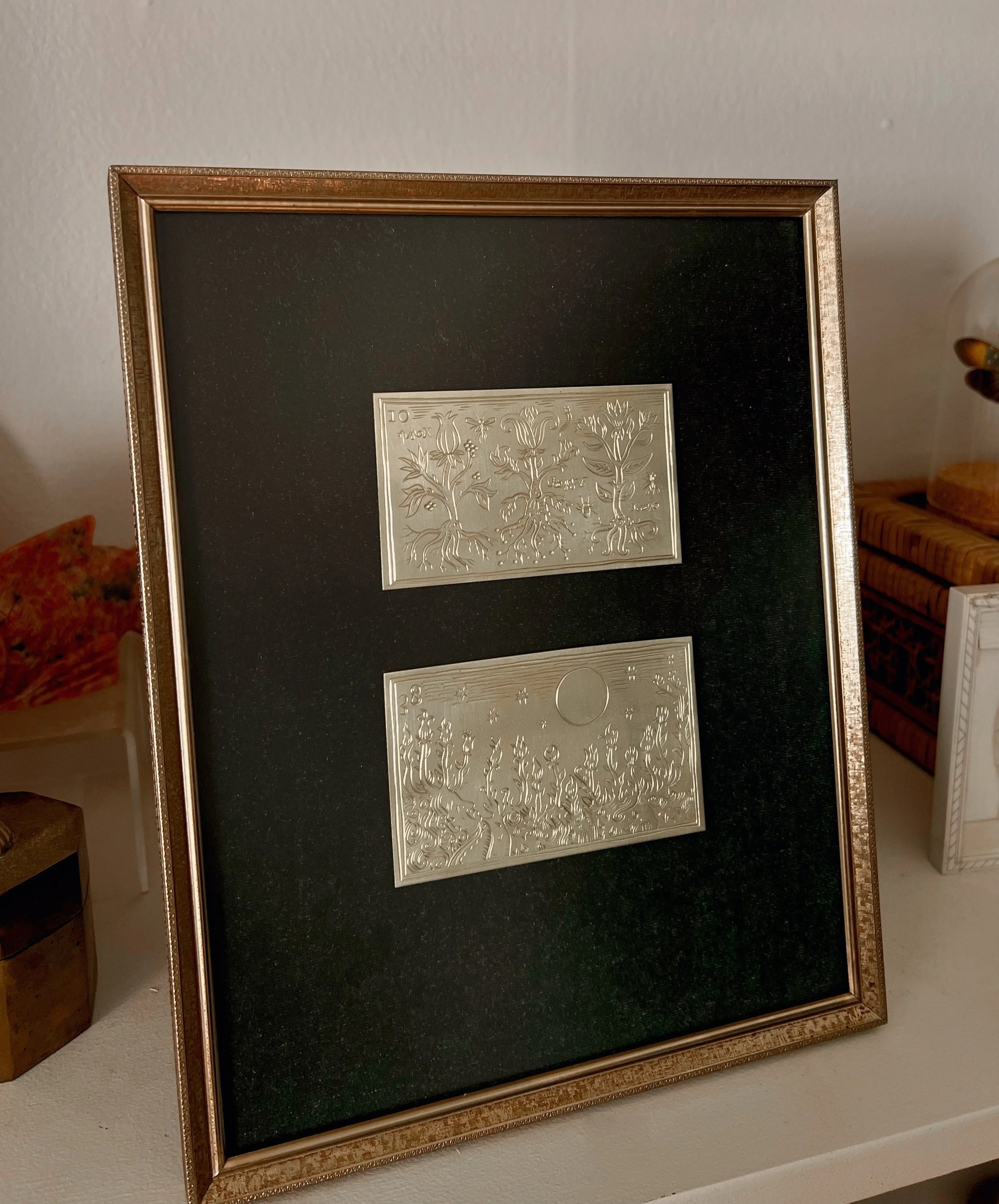 Engraved tarot card