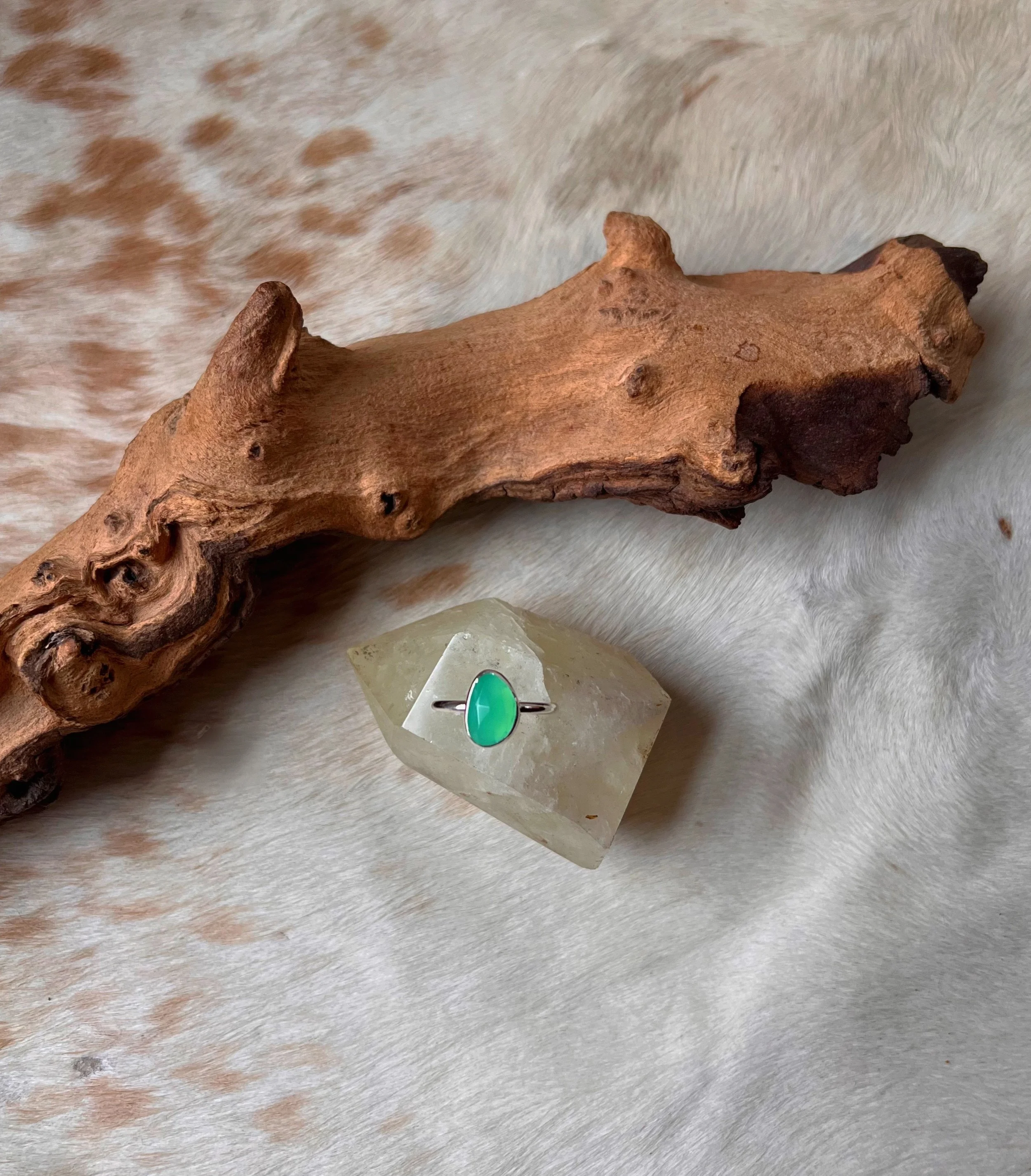 green chrysoprase & silver ring