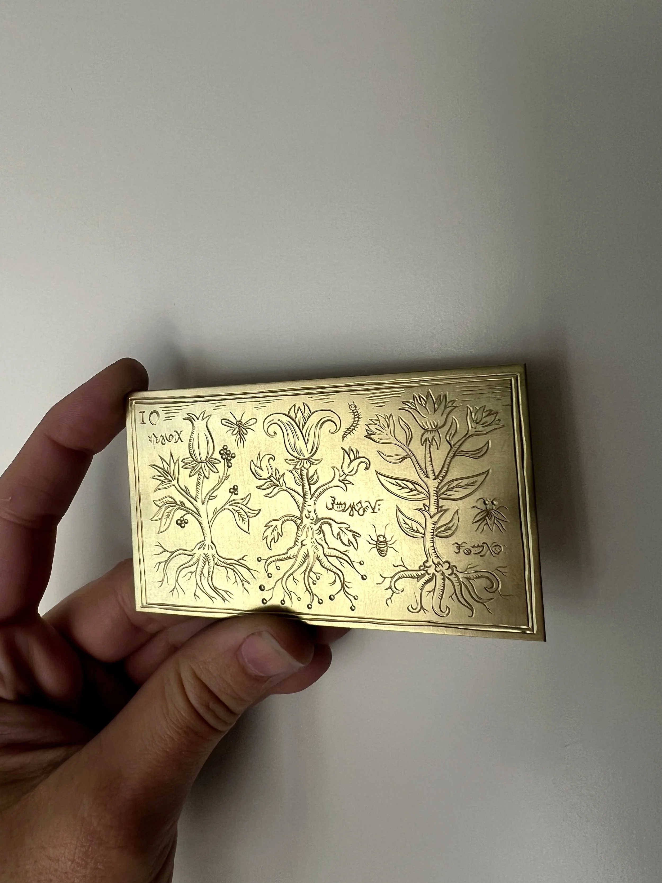 Engraved tarot card