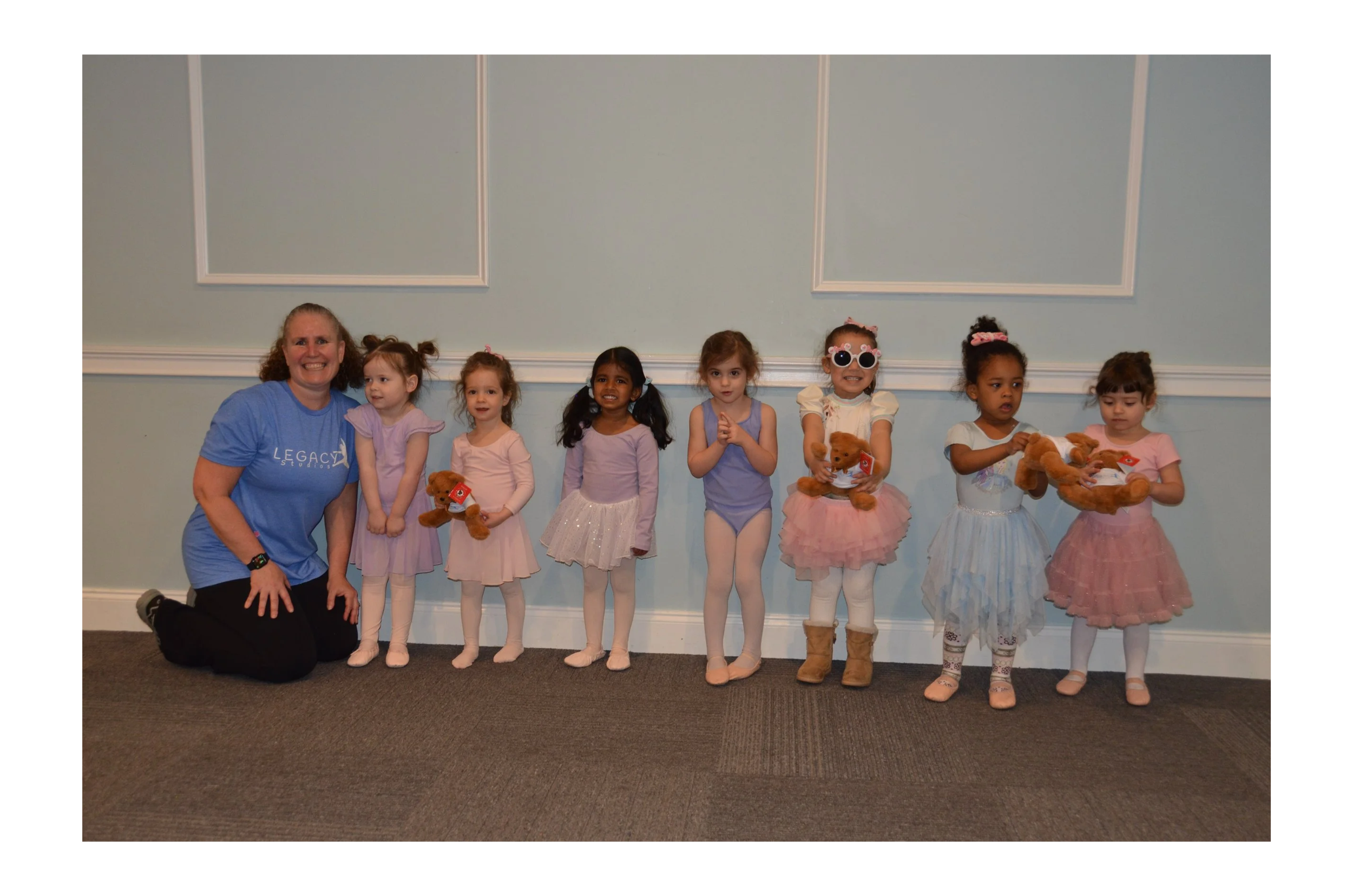 Mini Mover Dancer Showcase.png