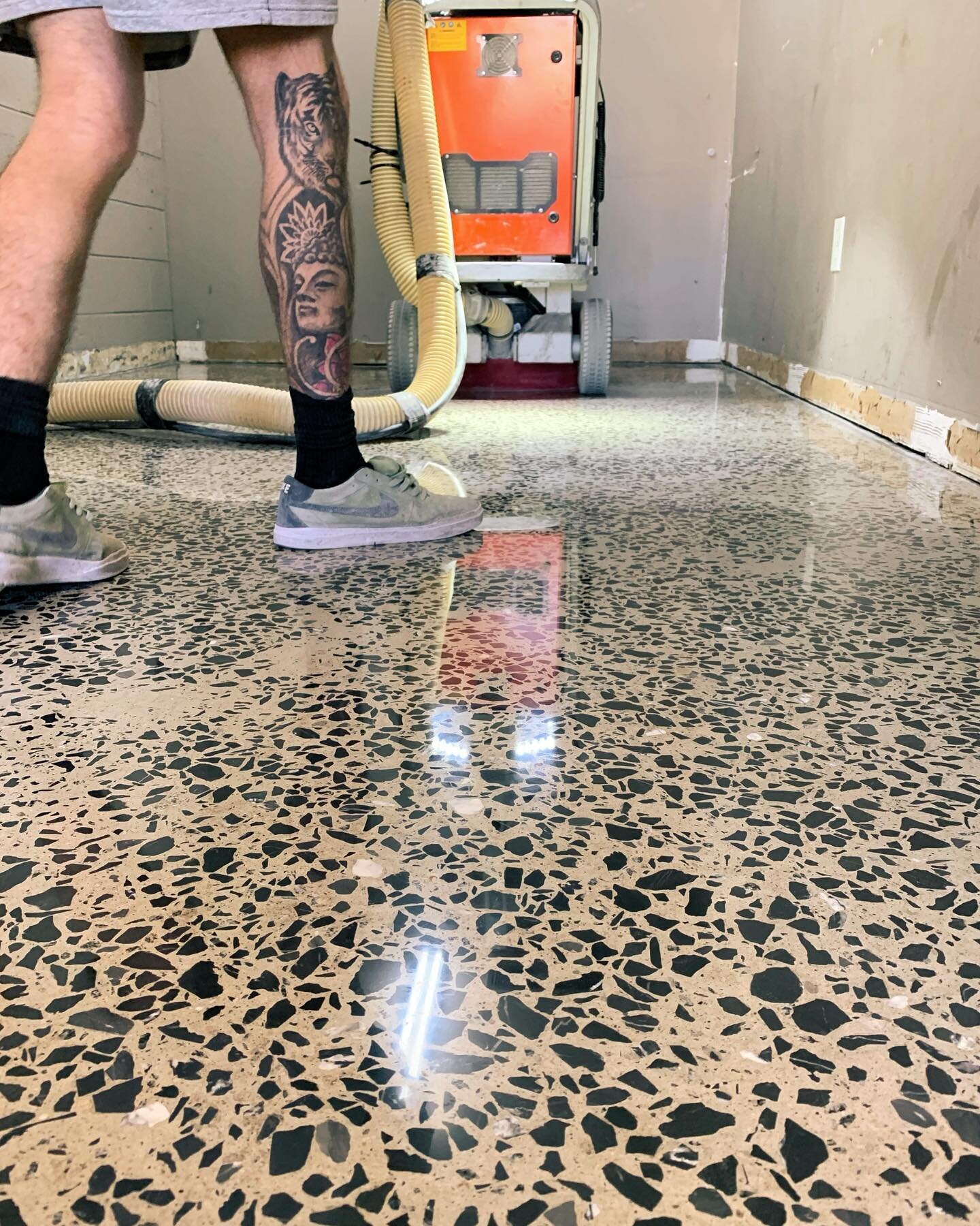 Mechanically polished concrete with full aggregate exposure effortlessly blends practicality and design for this commercial space.

.
.
.
.

#PolishedConcrete
#ConcretePolishing
#PolishedFloors #ConcreteFloors
#StainedConcrete #ConcreteFlooring
#Poli