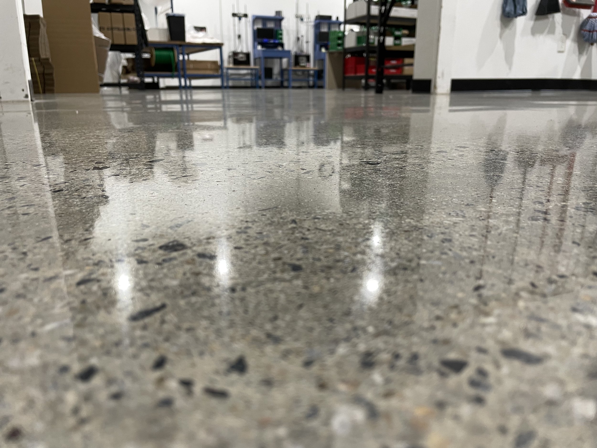 Industrial-Polished-Concrete-Warehouse-Floor-Grindkings-Flooring-Aggregate-Polish.jpeg