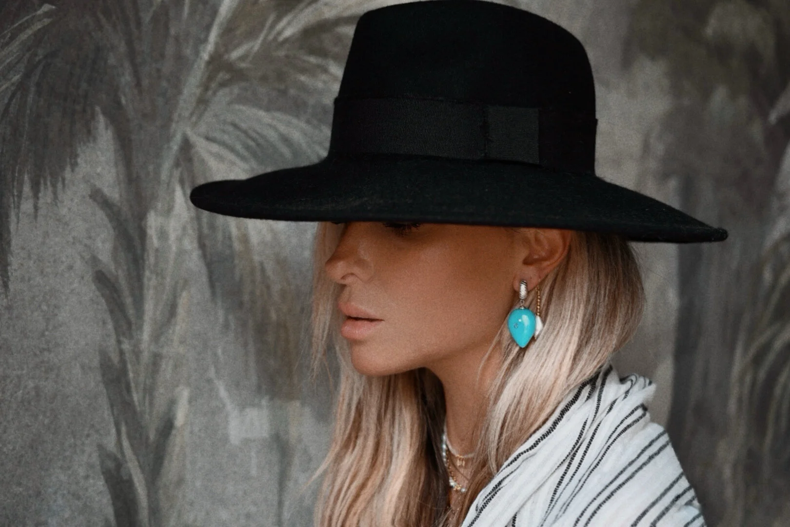 B149A86F-FD05-47C7-A751-6DF8095C2FC7