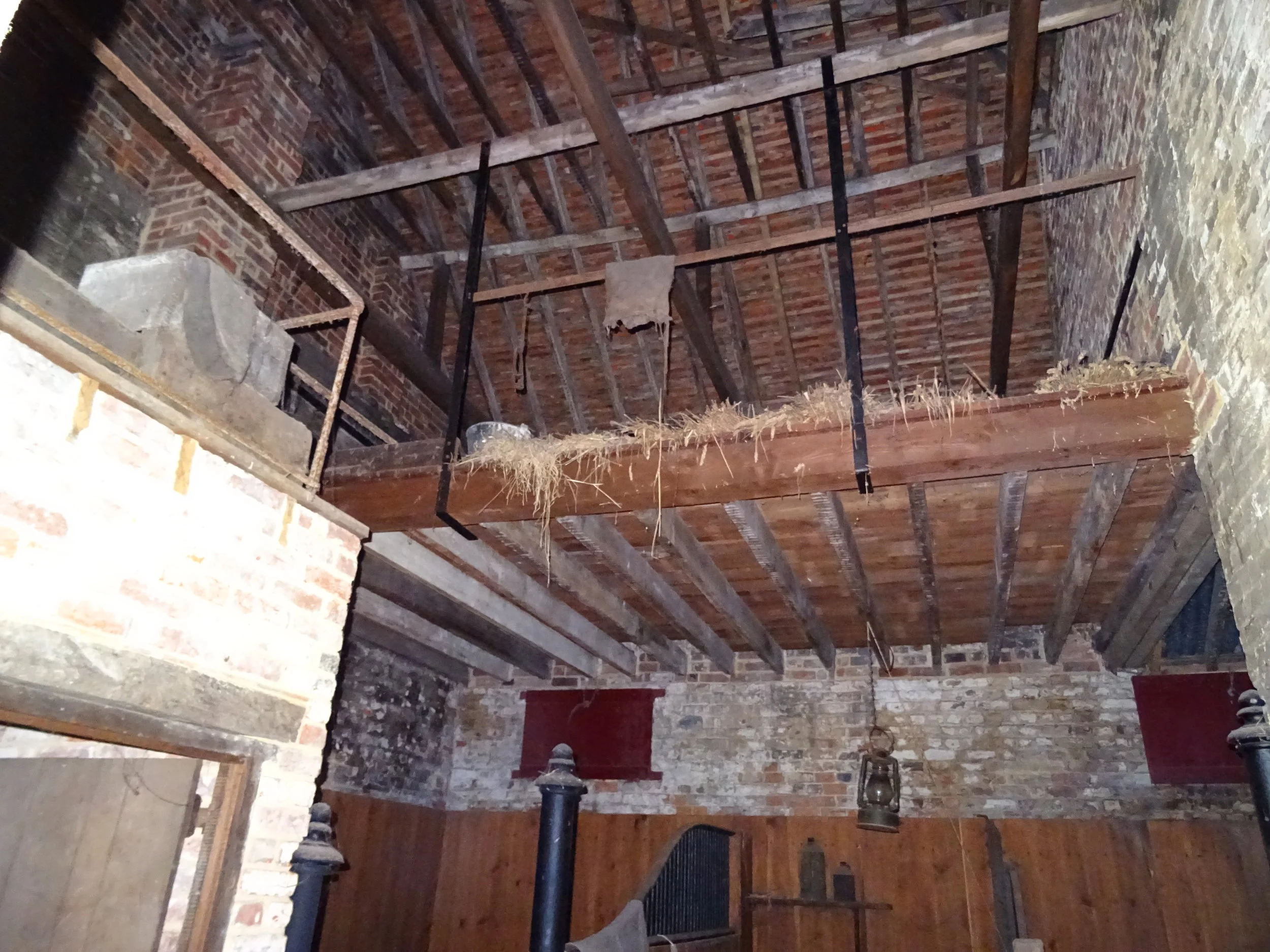 treadgolds stable 004.JPG