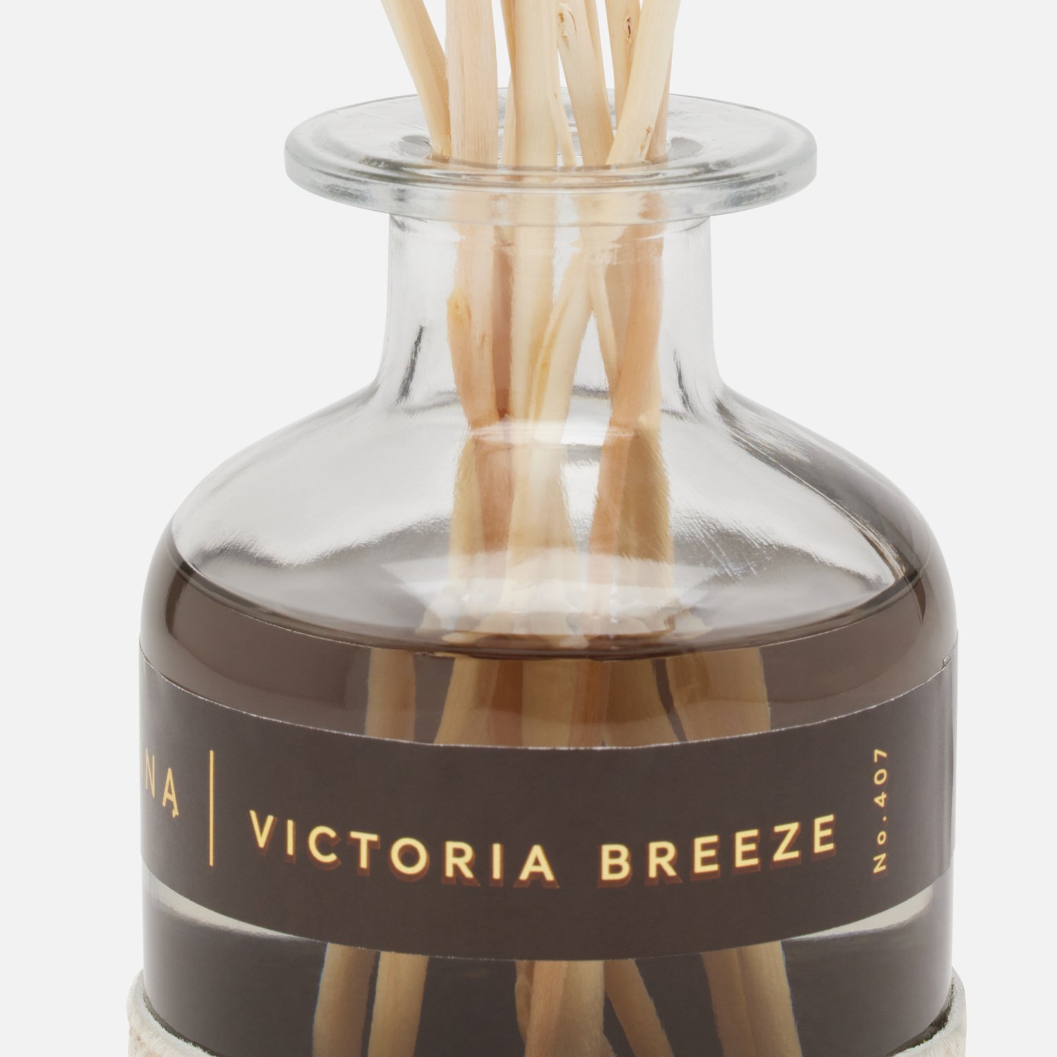 Thucassi_Savanna_VictoriaBreeze_270ml_Detail2.jpg