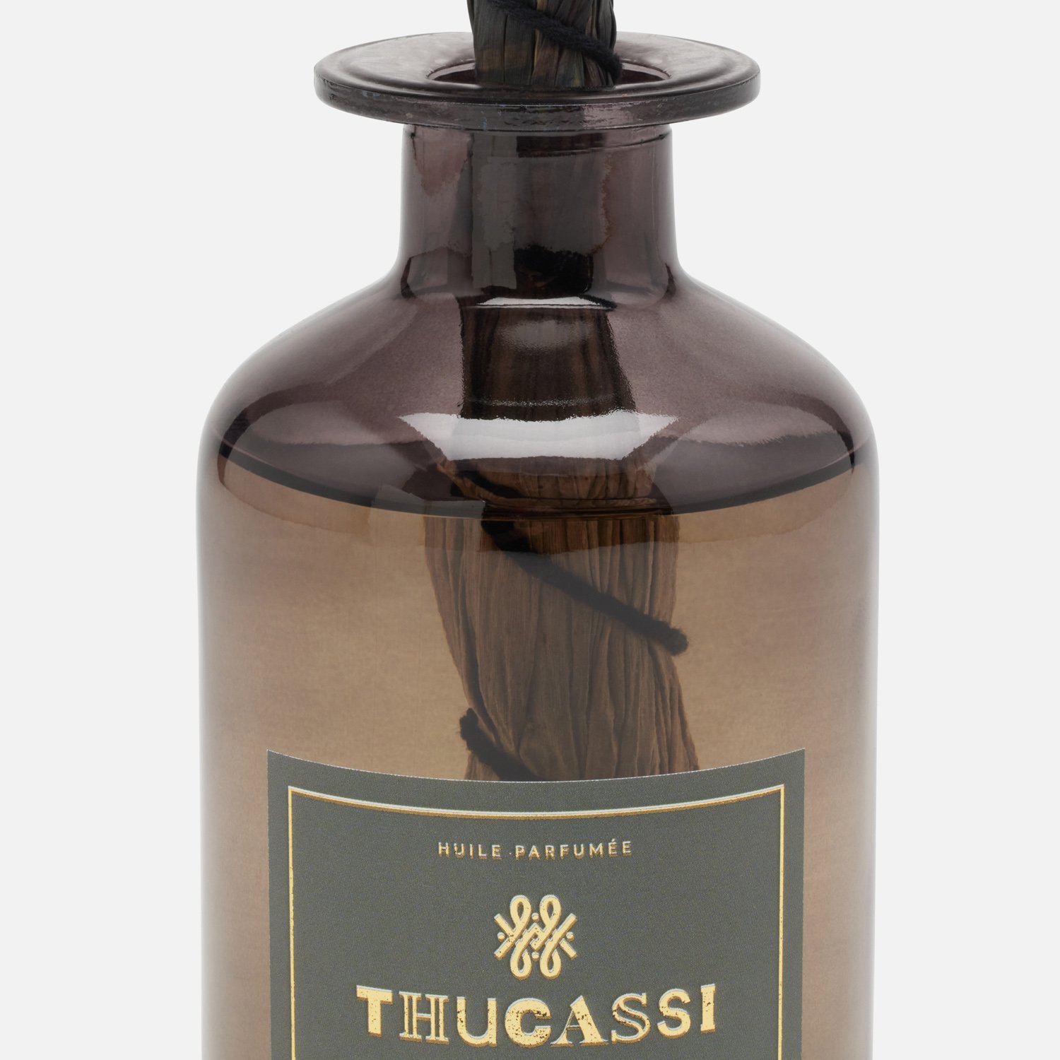 Thucassi_Ferrum_CypressSol_270ml_Detail1.jpg