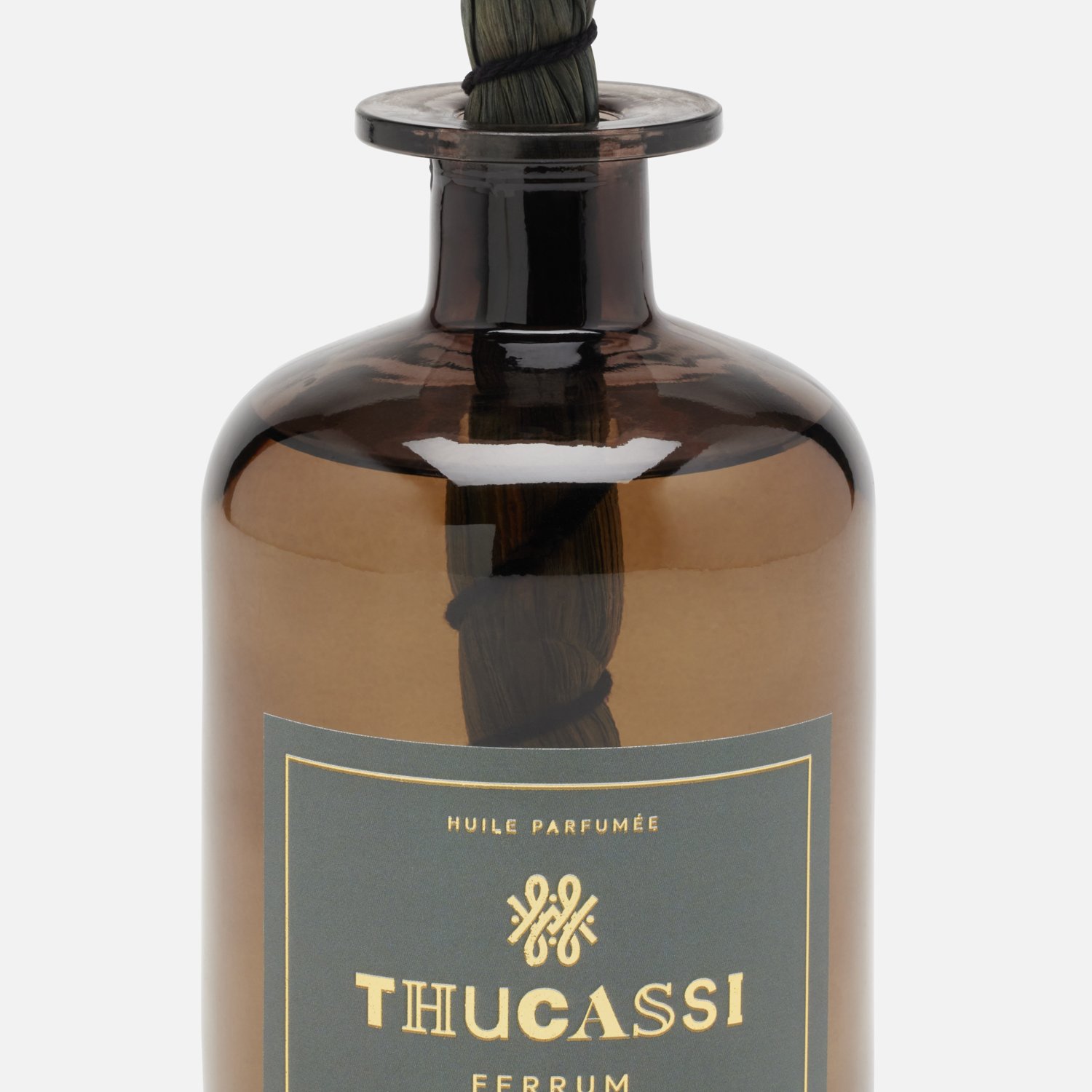 Thucassi_Ferrum_CypressSol_500ml_Detail1.jpg