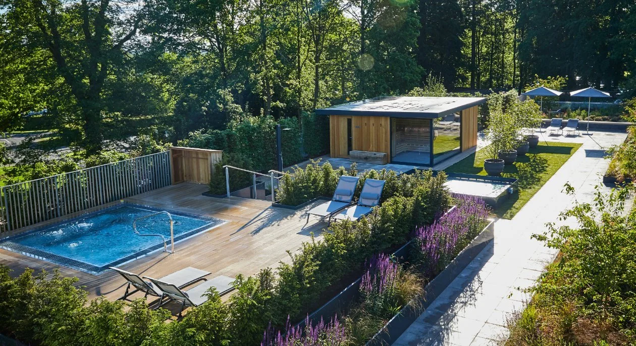 1-image-roof-top-spa-garden-spa-bath-sauna-cabin-2.jpg