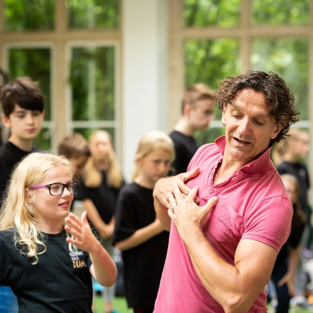 THE ROYAL BALLET’S GARY AVIS CHARACTER WORKSHOP