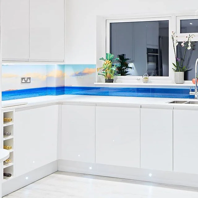 Last September I was commissioned to photograph a panorama to be used as the main feature in a brand new kitchen. The image was to be set behind a glass splash back that ran behind the entire kitchen unit. The desired landscape was pretty much a 180&