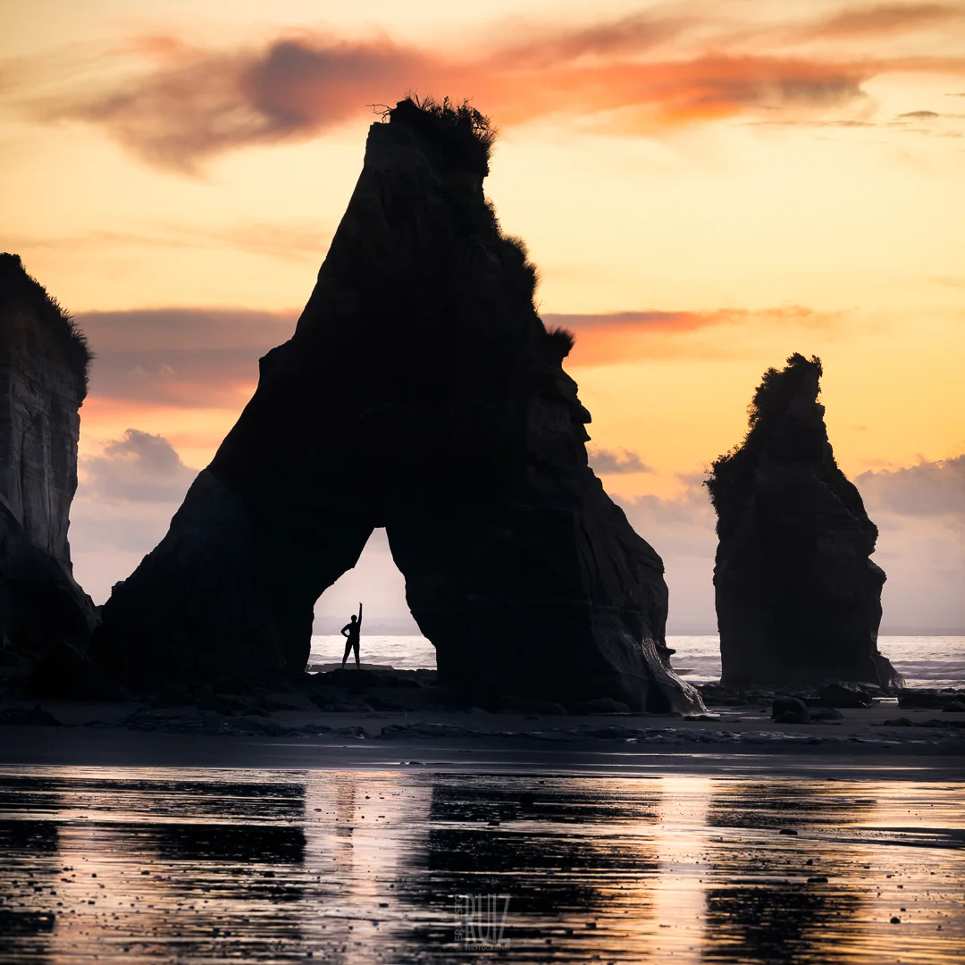 Archway Rock Silhouette / Ernesto Ruiz