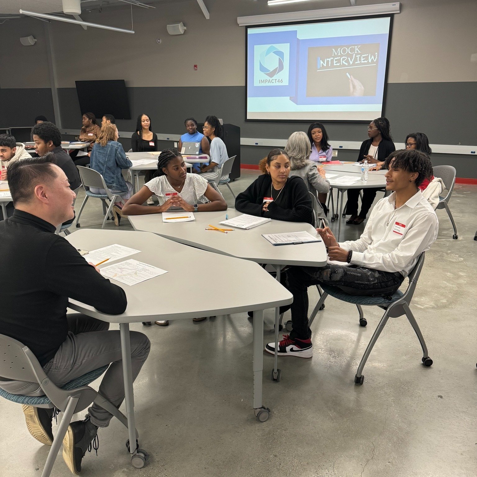 🎉Congratulations to the 67 students who completed our Workforce Development Training from March 25-28 at Central and Discovery High School! 🌟 Over four days, they honed their skills in resume building, identified both hard and soft skills, prepped 
