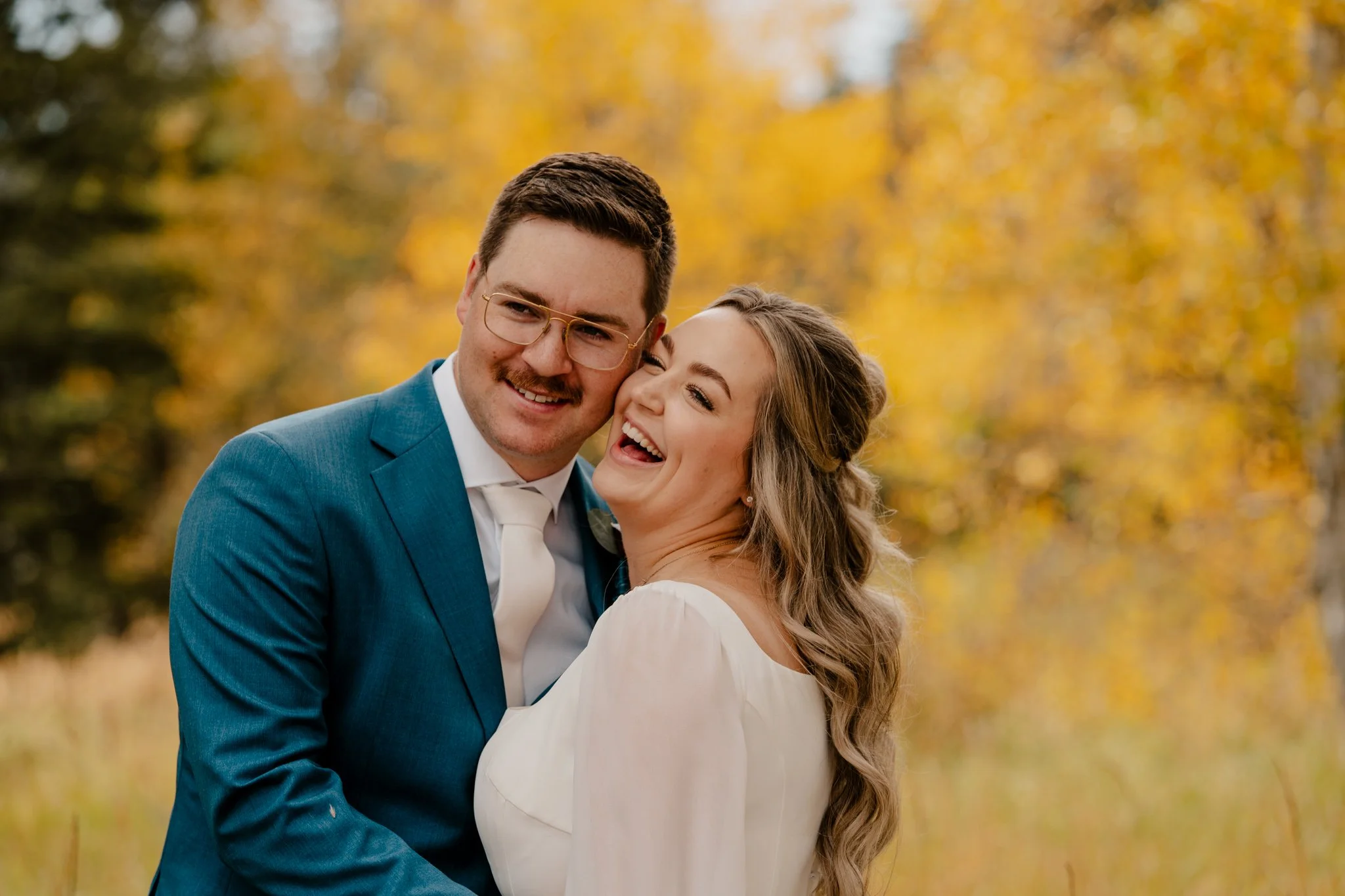 Peak fall colors for a Black Hills wedding? Count me in!