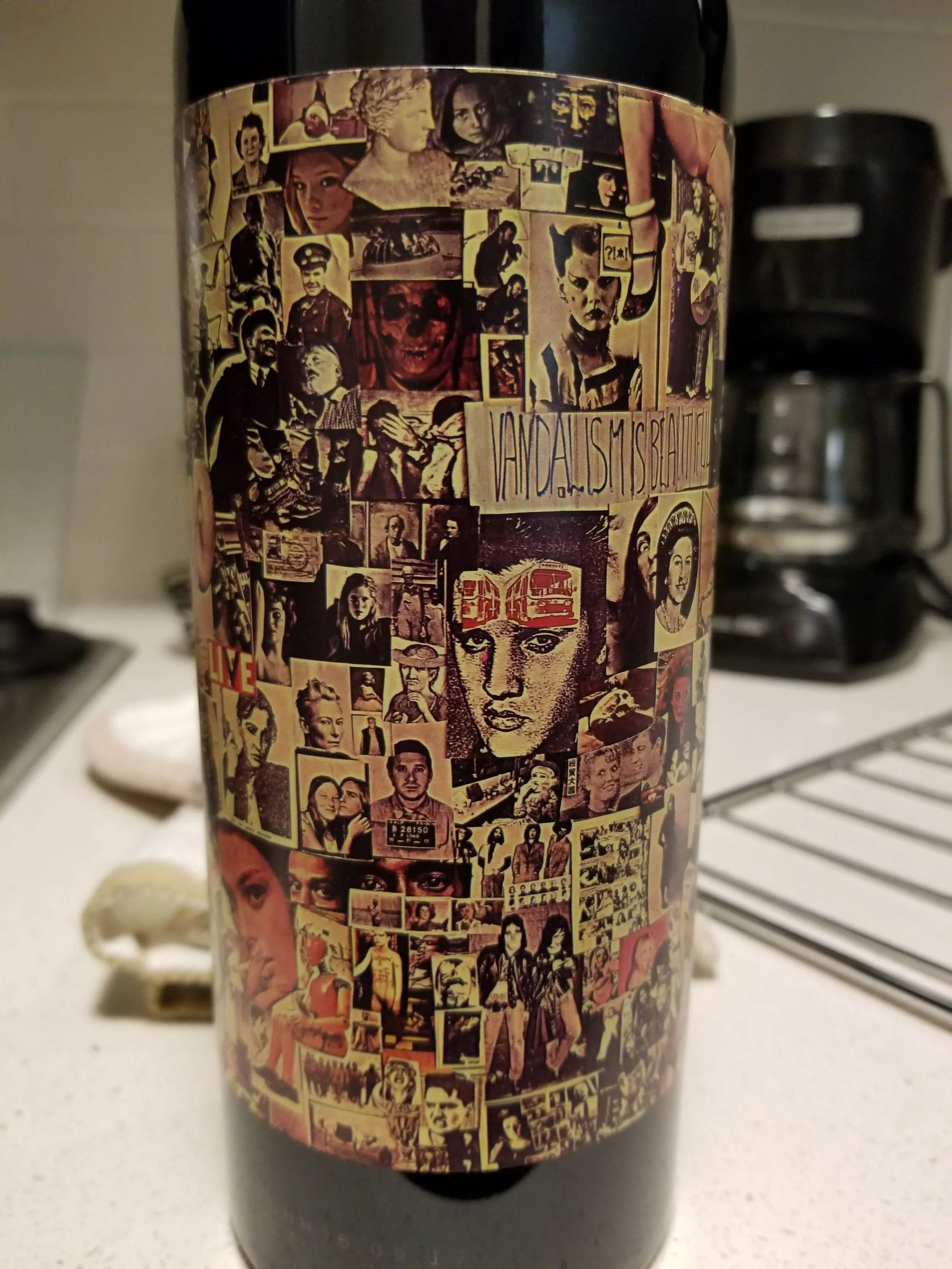2016 Orin Swift Abstract Red Blend - A Hotel Review and New Mexico Sucks Ass Review