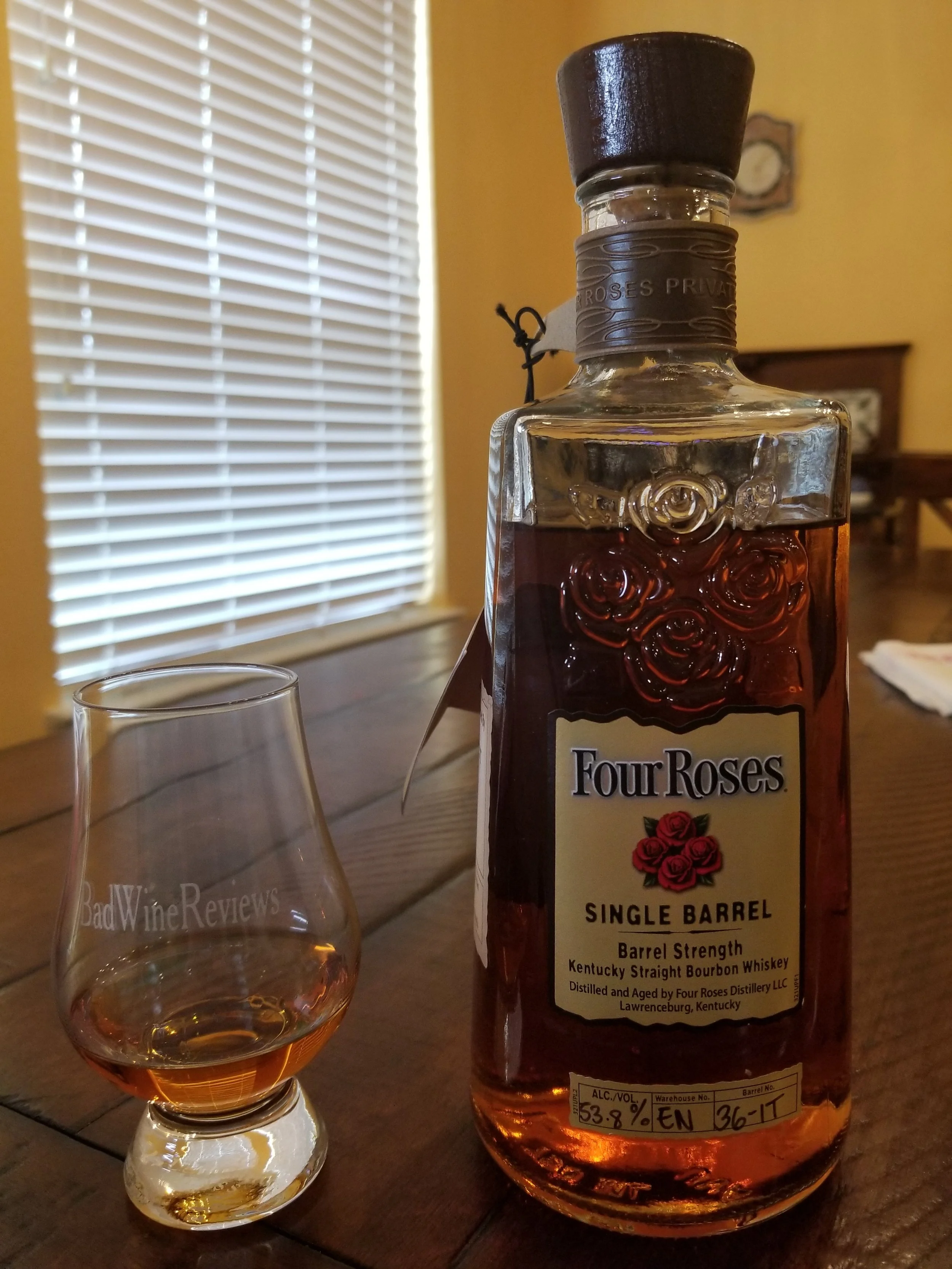 2018 Four Roses Single Barrel Bourbon Liquor Hut Store Pick Review