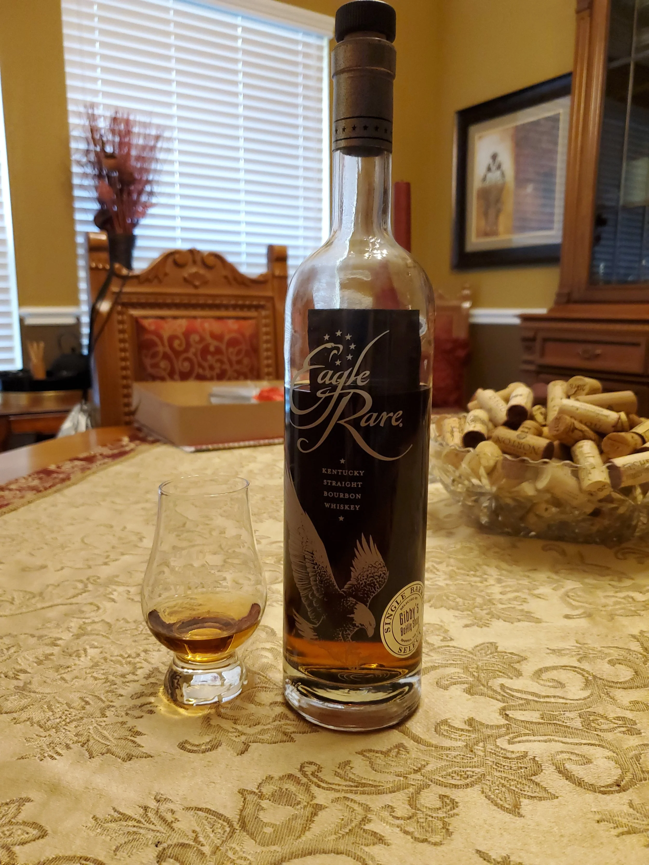 Eagle Rare "Gibby's Bottle Shop" Store Pick Bourbon Review
