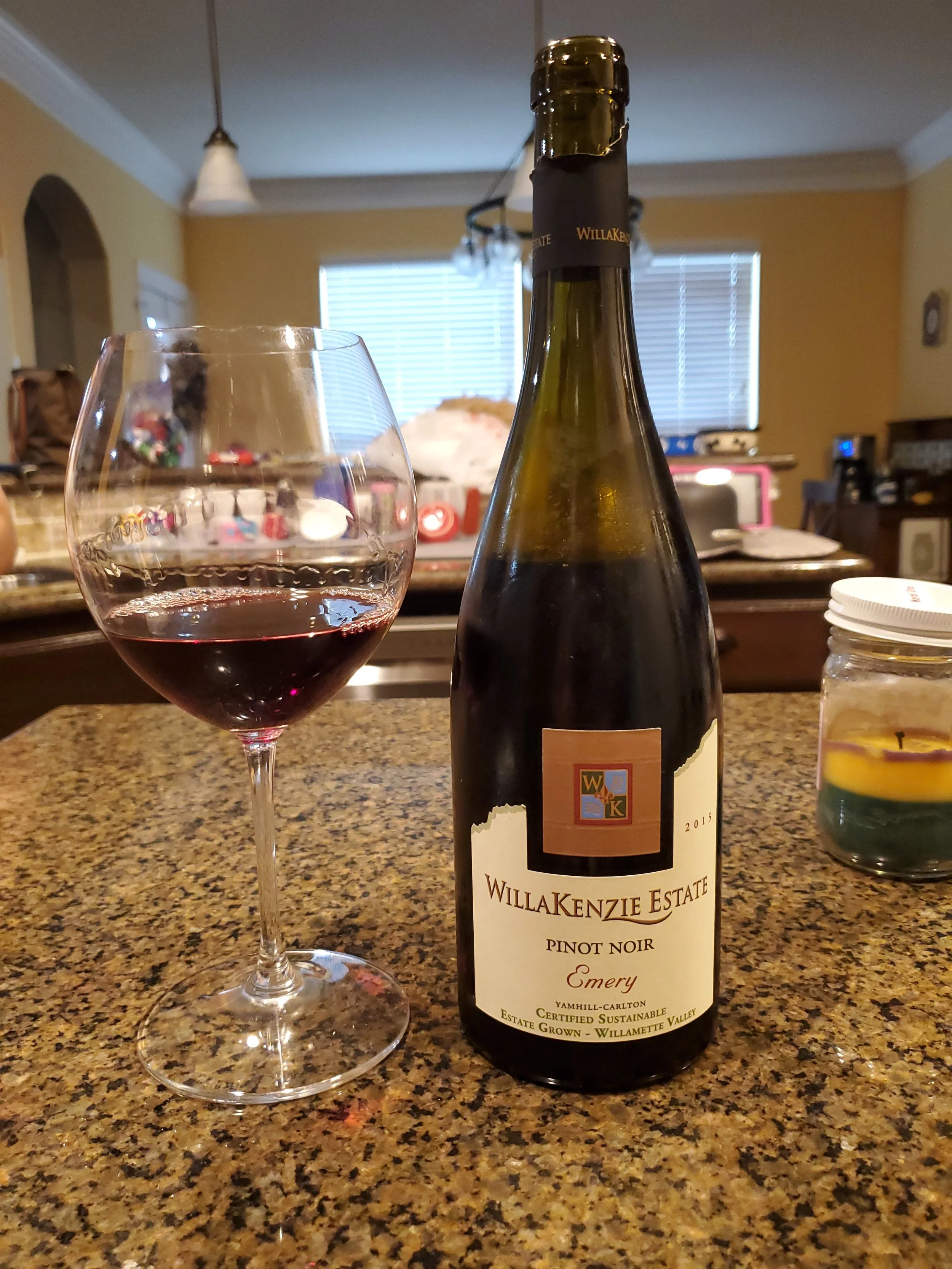 2015 WillaKenzie Estate "Emery" Pinot Noir Review