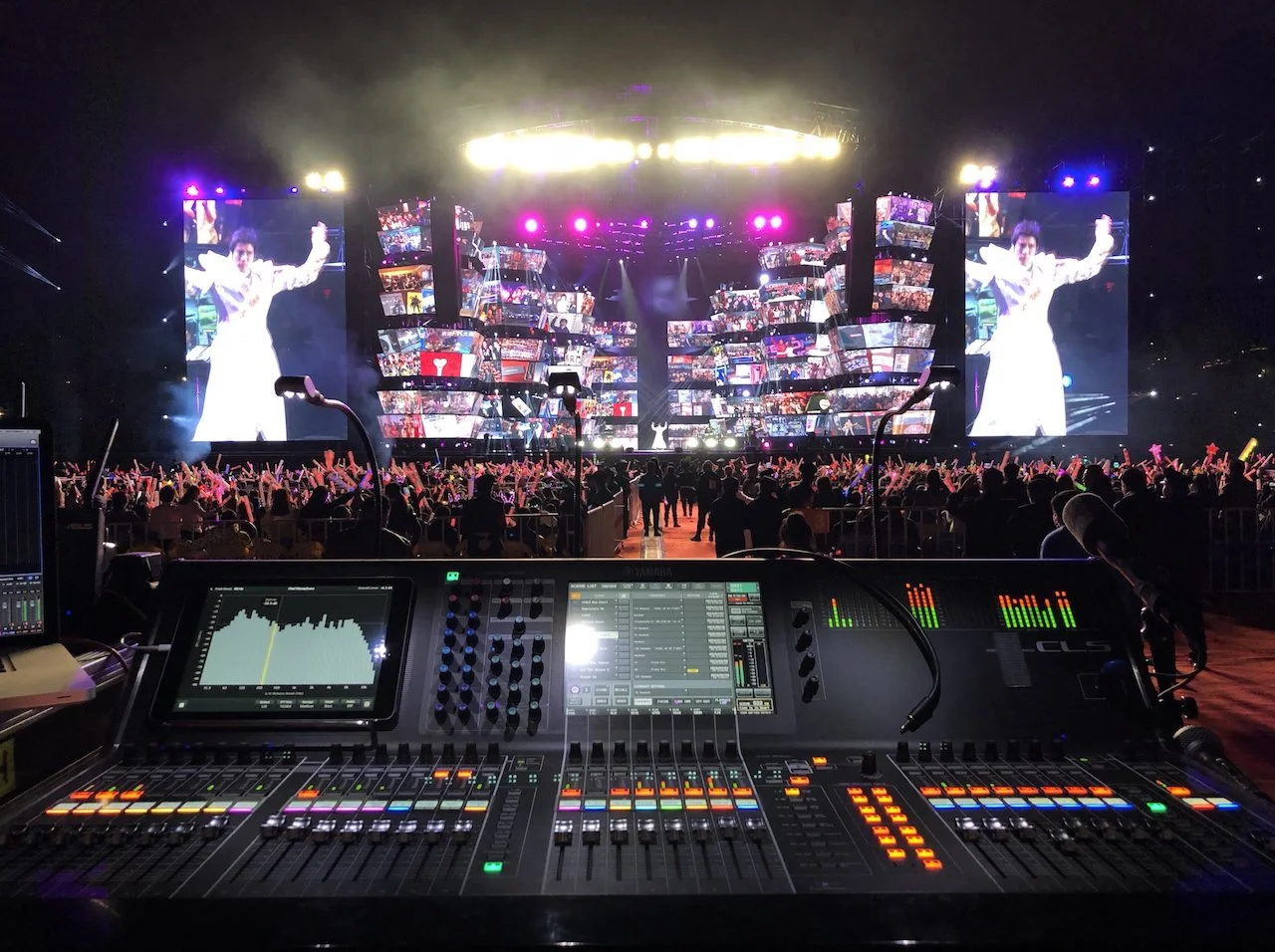 Yamaha CL5 Digital Mixing Console