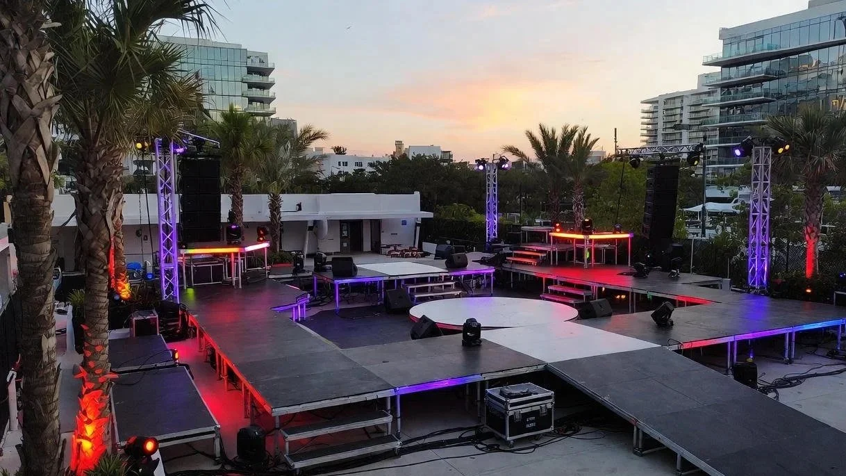 Transforming Venues: Innovative Staging Ideas for Miami-Dade Events