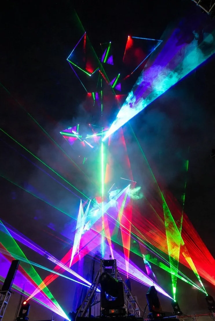lasers provide dynamic effects