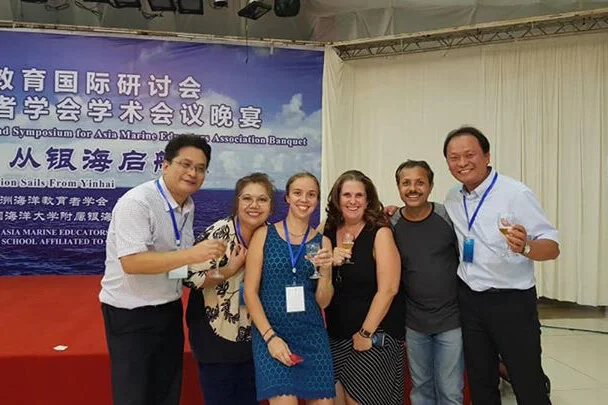 Yong Ma (China), Angelica Baylon (Phillippines), Géraldine Fauville (USA), Meg Marrero (USA), Mohammed Uddin (Bangladesh), and Ray Yen (Taiwan) enjoy the conference banquet.