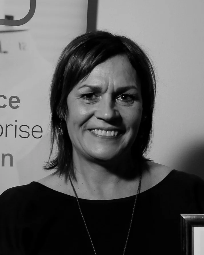 Lisa+McMullan+BW.jpg