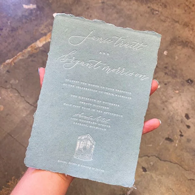 Check out these white foil on handmade @porridgepaper invites we printed for @jkdesigncal 💙 this client really wanted the print to look distressed and vintage to match the color scheme and the handmade paper - we think they turned out perfect!⠀⠀⠀⠀⠀⠀⠀⠀⠀
.⠀⠀⠀⠀⠀⠀⠀⠀⠀
.⠀⠀⠀⠀⠀⠀⠀⠀⠀
.⠀⠀⠀⠀⠀⠀⠀⠀⠀
.⠀⠀⠀⠀⠀⠀⠀⠀⠀
.⠀⠀⠀⠀⠀⠀⠀⠀⠀
.⠀⠀⠀⠀⠀⠀⠀⠀⠀
#letterpress #letterpressprinter #letterpressshop #whitefoil #hotfoil #foil #handmadepaper #decklededge #dustyblue #stationery #stationerylove #stationeryaddict