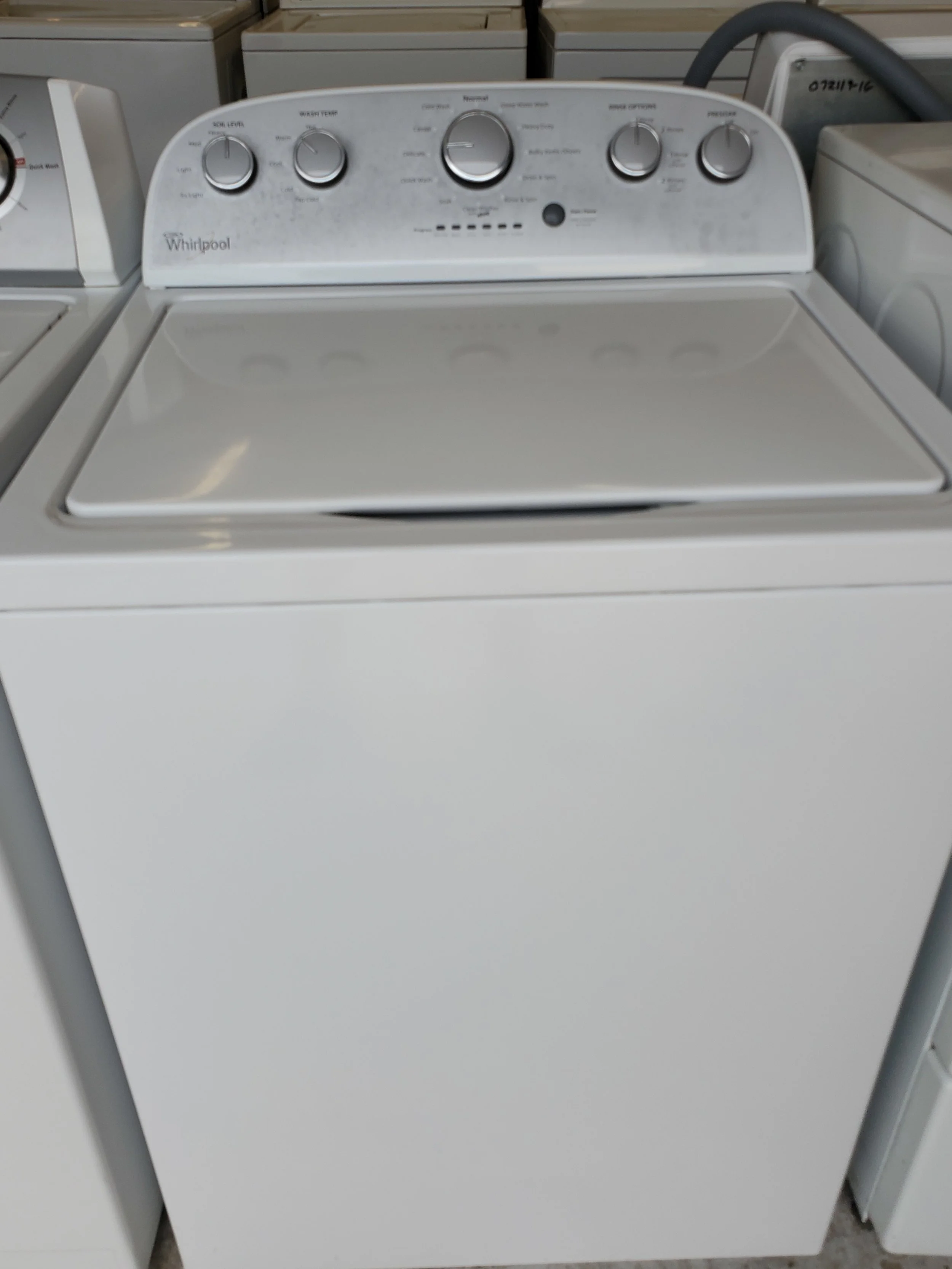 Whirlpool HE Washer With a 90 Day Warranty
