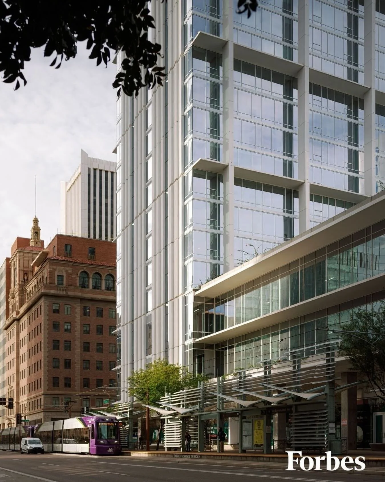 As America&rsquo;s hottest cities grow, a new approach to density is taking shape, one that prioritizes smarter layouts, transit access, and livability in a warming climate. 🏙️

Multistudio&rsquo;s design of Central Station in Phoenix &mdash; which 