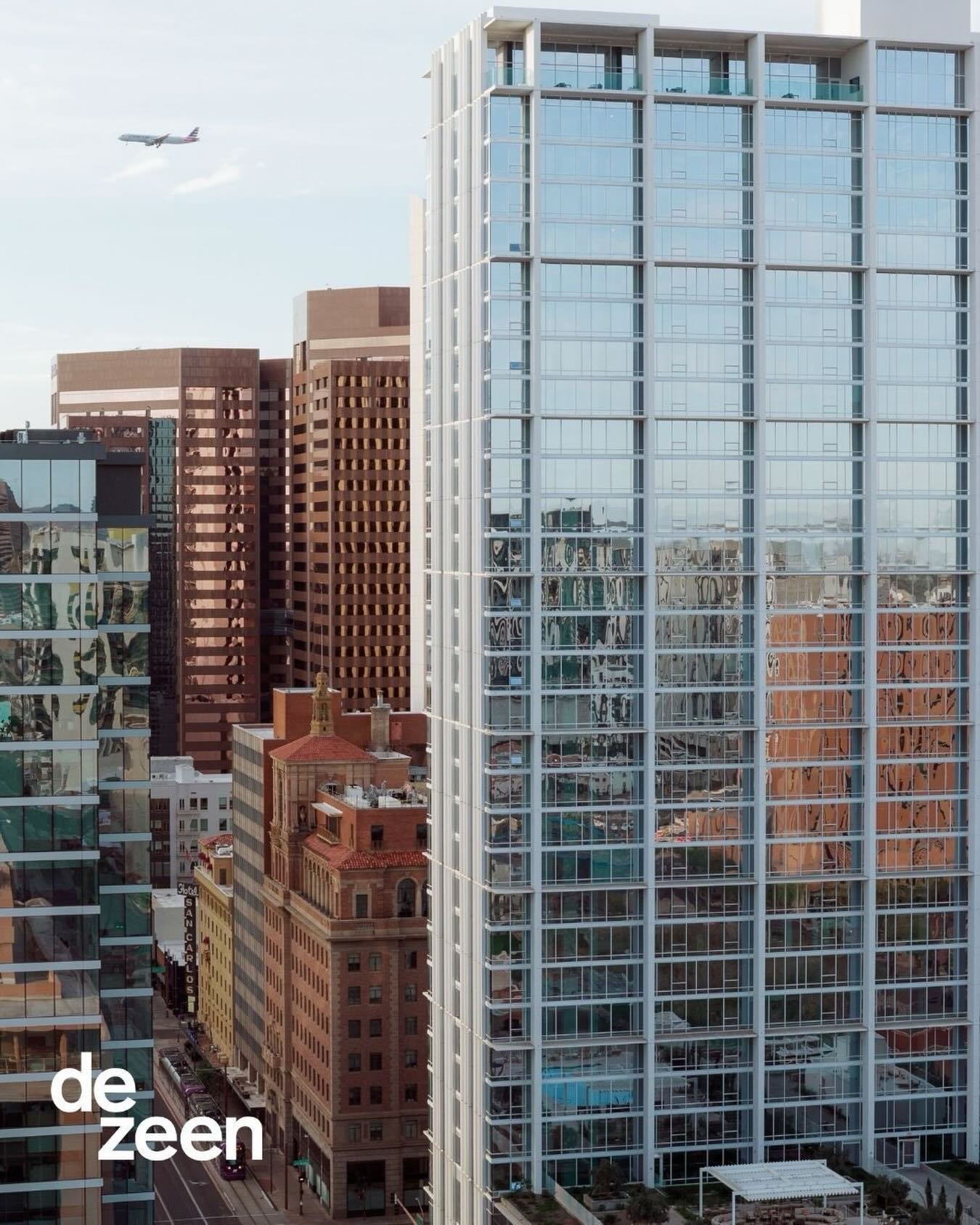 A busy transit hub in downtown Phoenix has gotten a transformative new identity. 🚆🏙️

Central Station, designed by Multistudio, reimagines the site as a mixed-use urban hub, seamlessly weaving residential towers, offices, retail, and a shaded civic