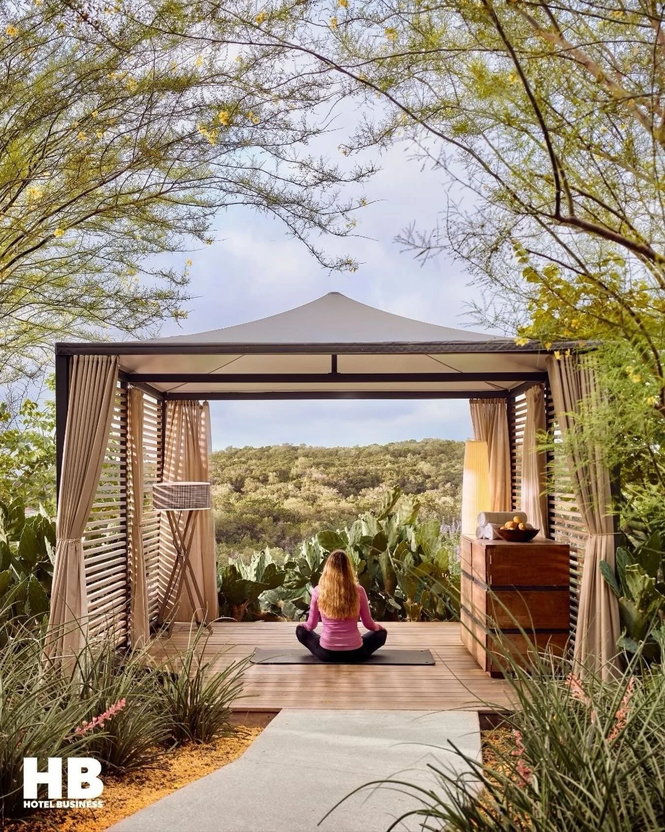 Hotels are rethinking how hotel design can support sleep, wellness, and rejuvenation. 🌙🛌

HKS is at the forefront of this movement, designing sleep focused environments and programs that respond to the growing demand for travel that restores both b