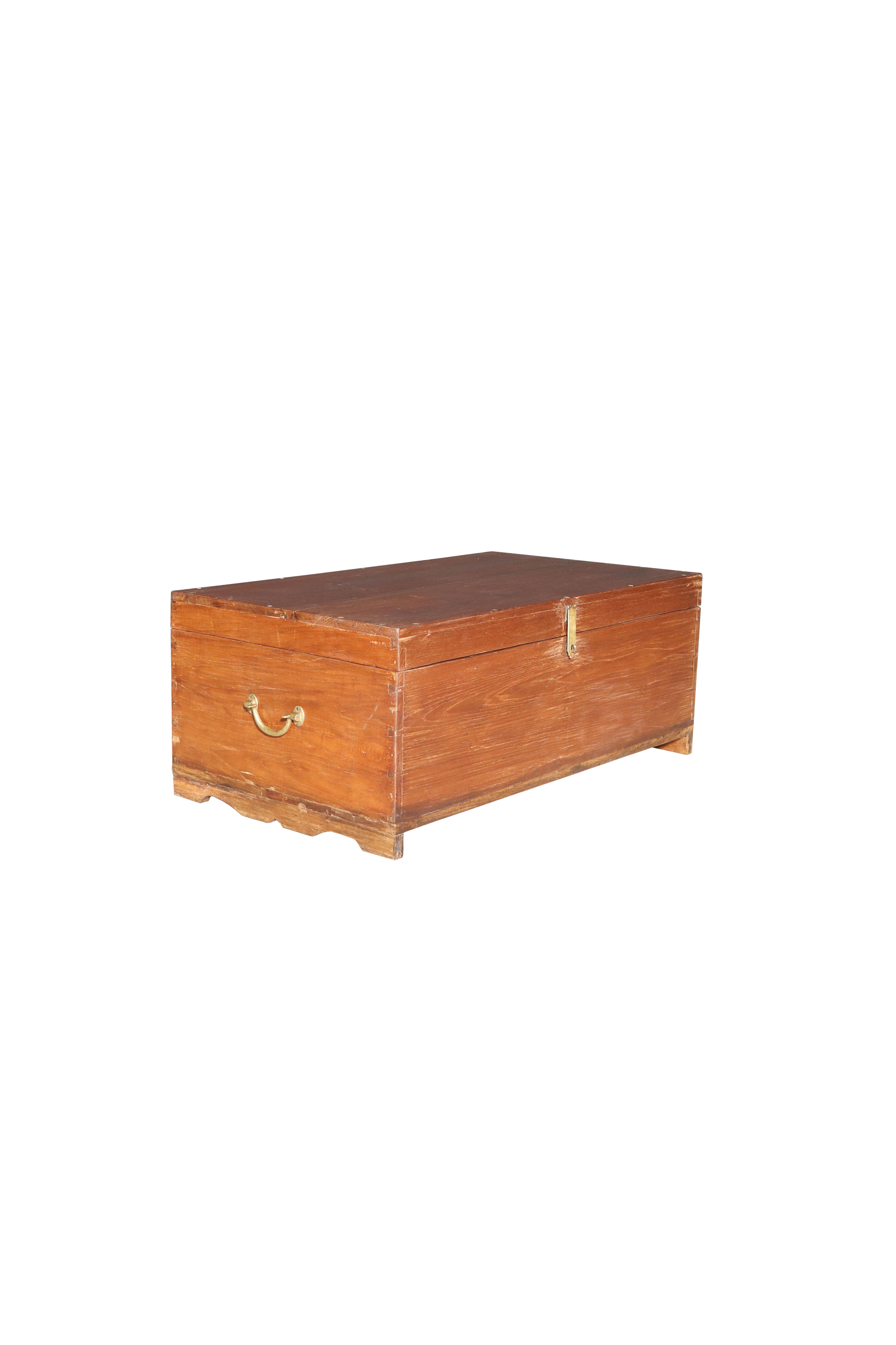 Classic Teak Trunk