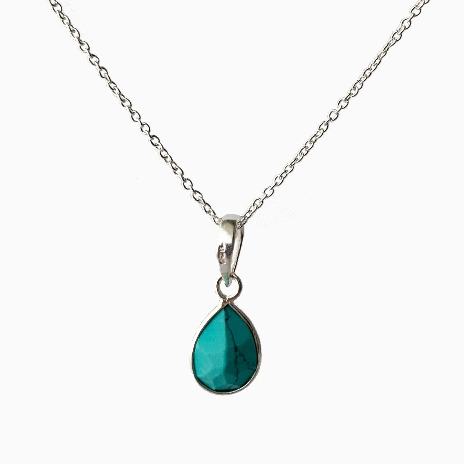 Veda Collection: Medium Turquoise Pendant Necklace