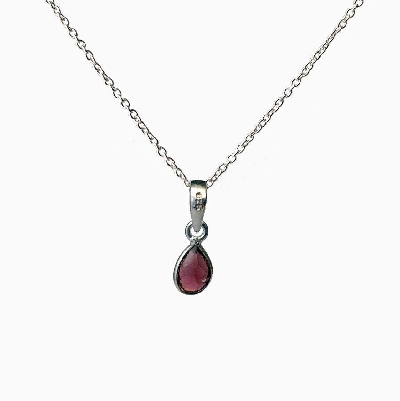 Veda Collection: Small Garnet Pendant Necklace