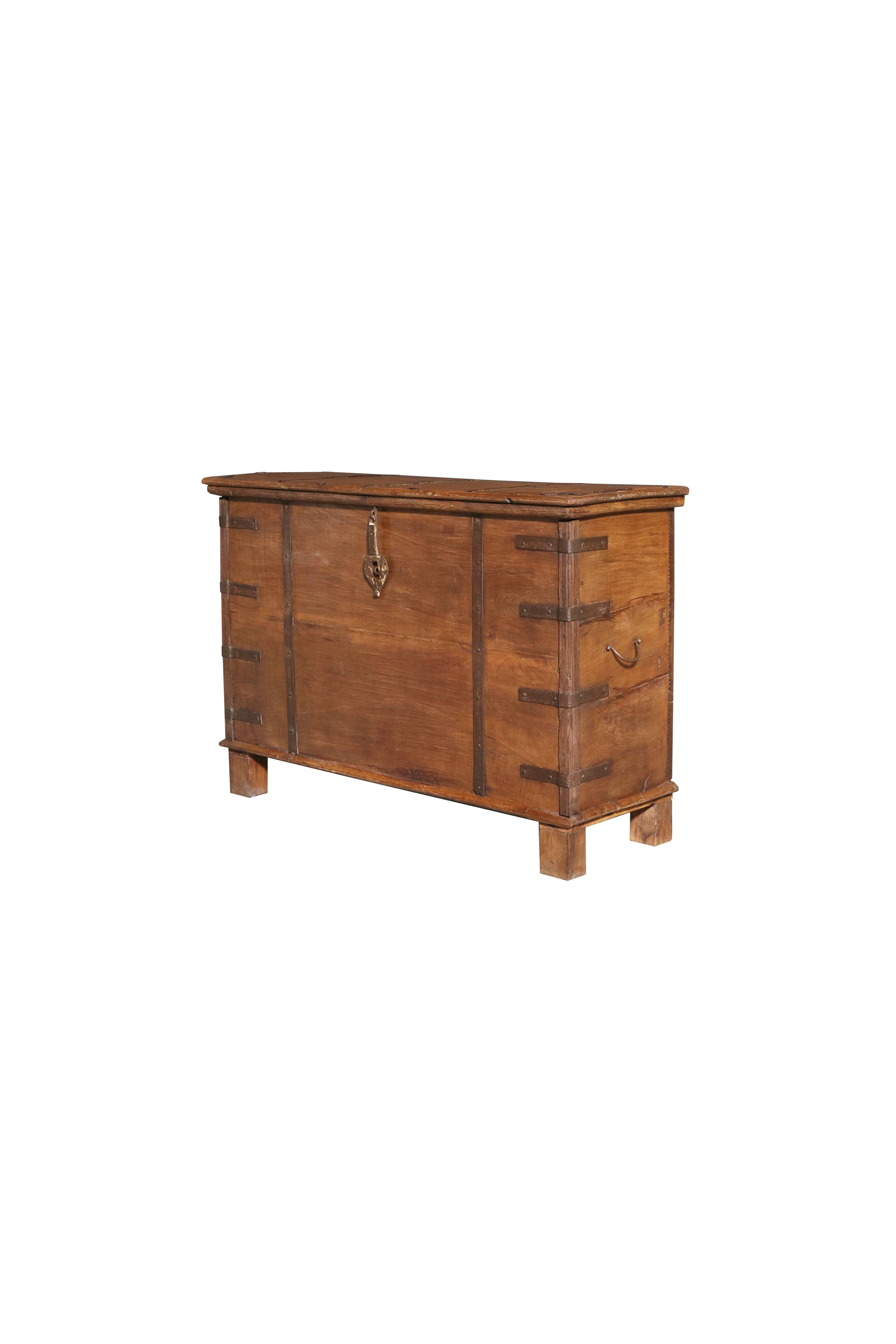 Heritage Lockside Sideboard