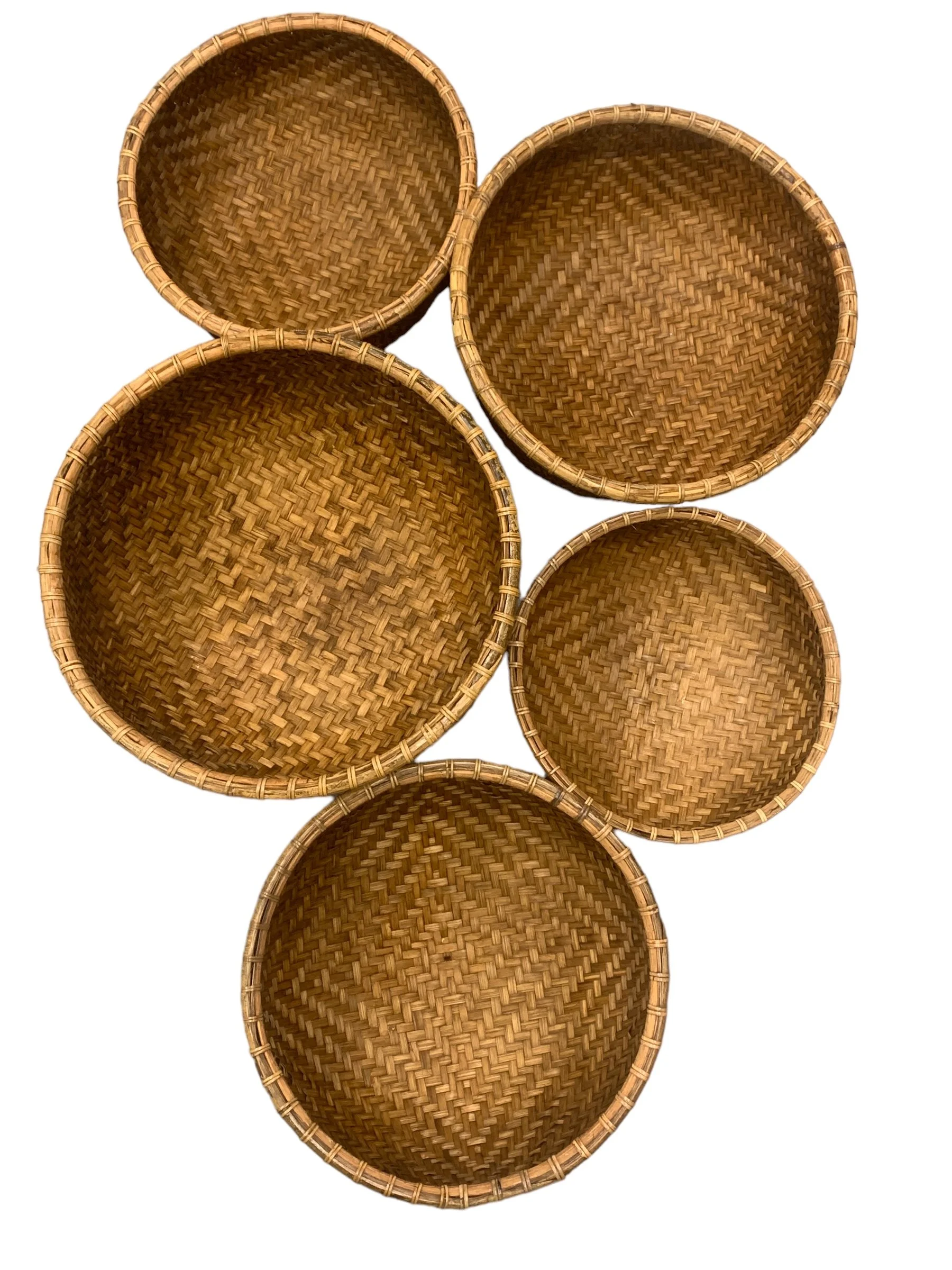baskets on ground.jpg