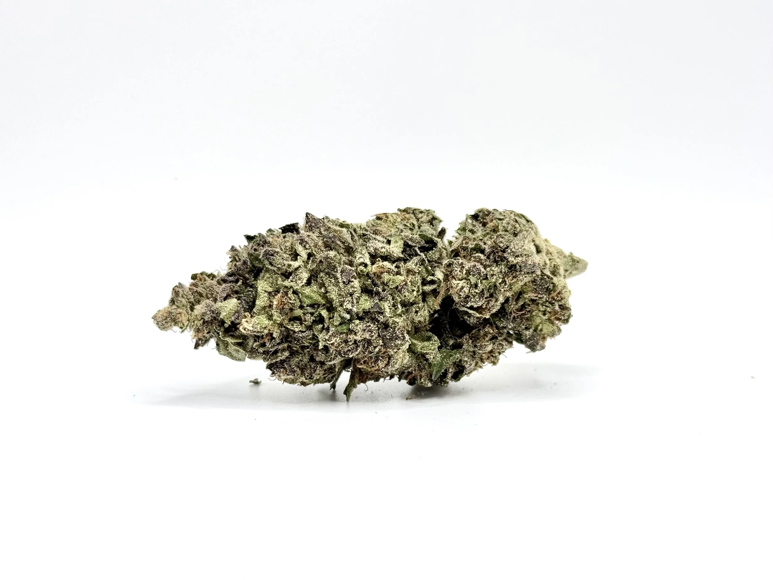 What are the effects of Insane Pound Cake strain?