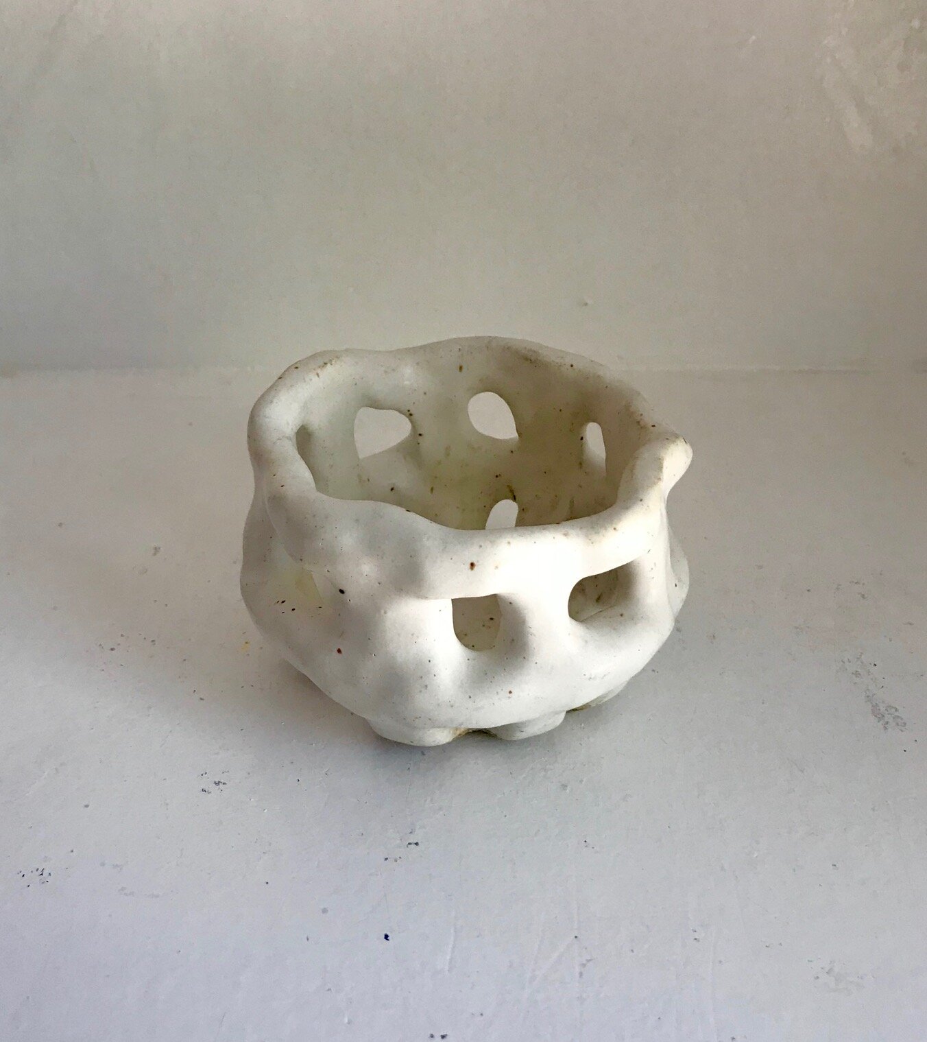 Woven Sculpture Bowl in Toasty White 