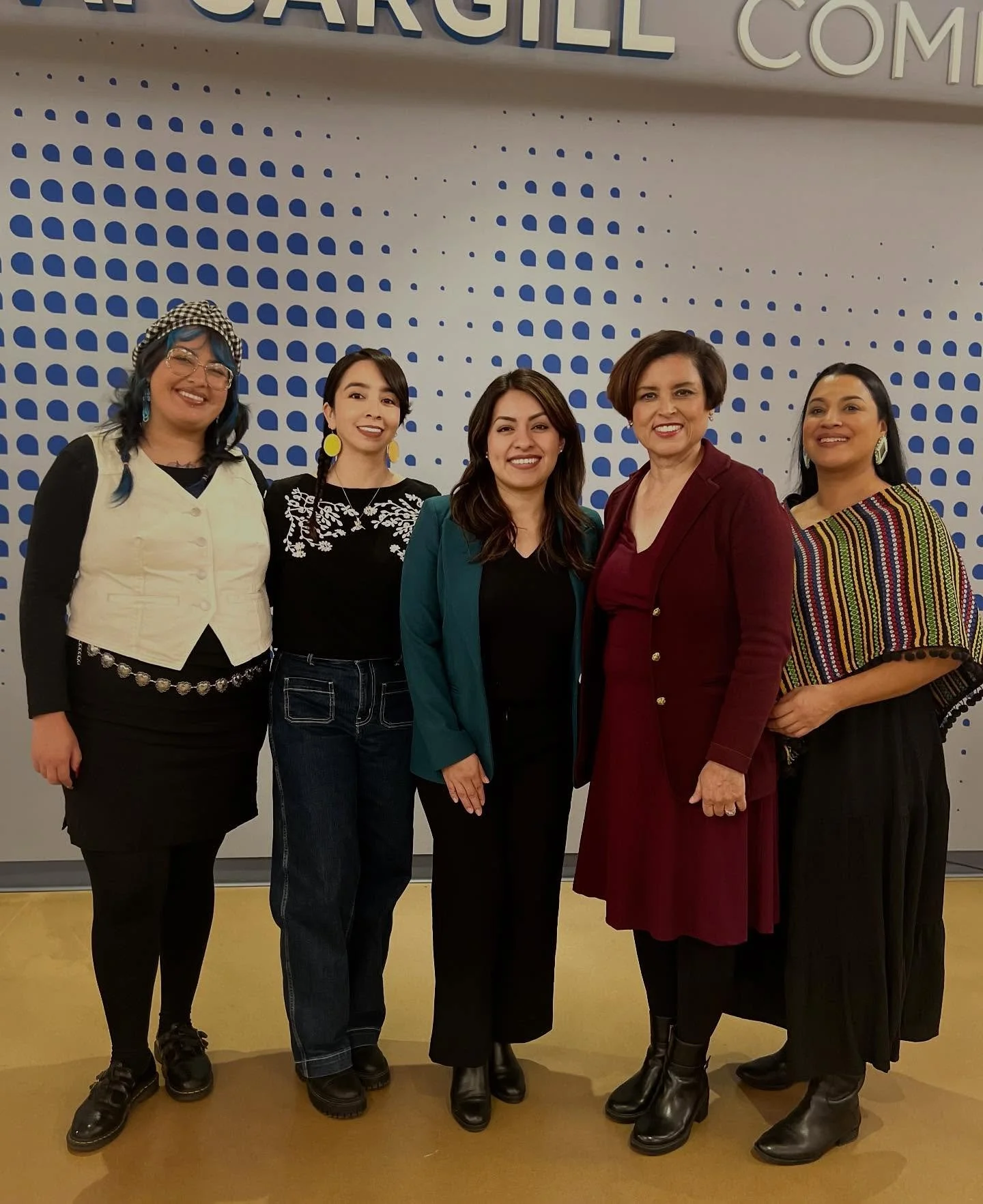 Thank you @alfaroerica47 and @elsasevilla_speaker for including the @colibri_writers to be part of The Power of Story: Latina Author Showcase and Book Fair! Much gratitude to the labor of love put into this beautifully curated event, every detail we 