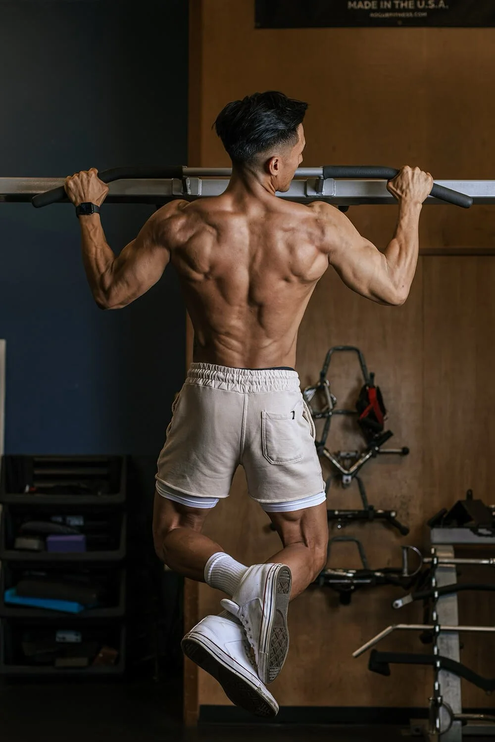 lesther-14-week-physique-transformation-2.jpg