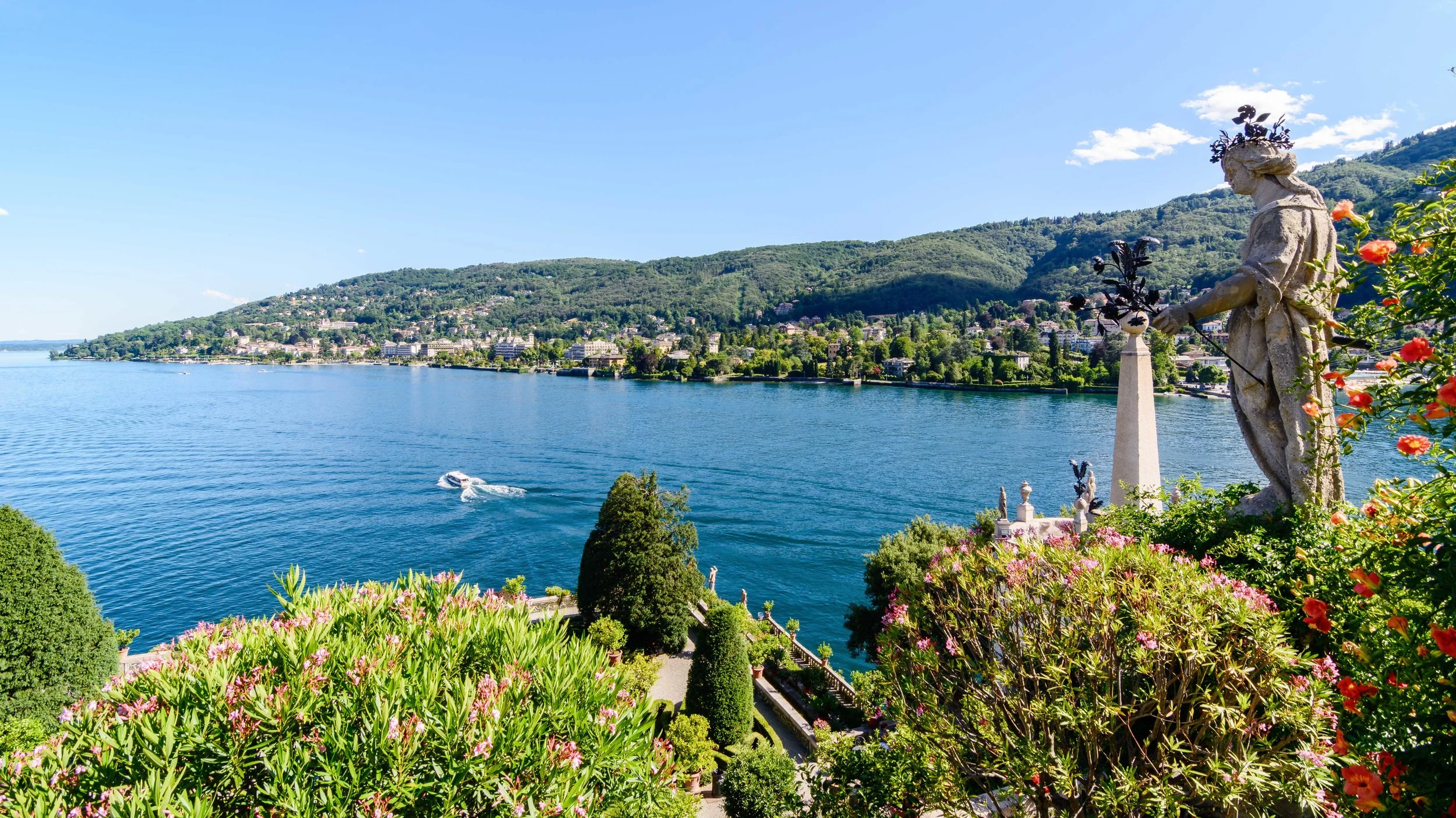 view-to-stresa-isola-bella.jpg