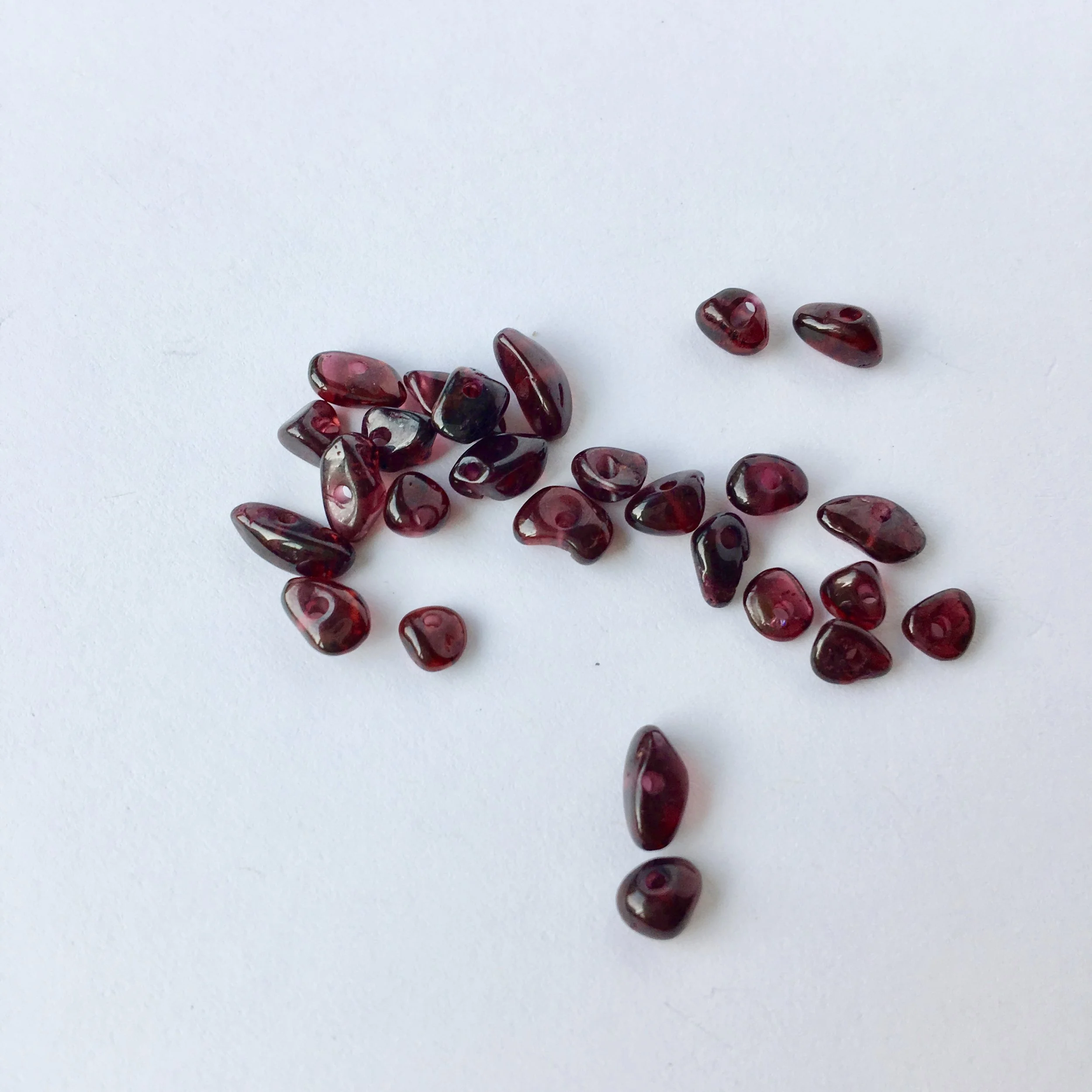 Garnet: Stimulates power, sexuality, divine feminine. Provides courage and motivation.