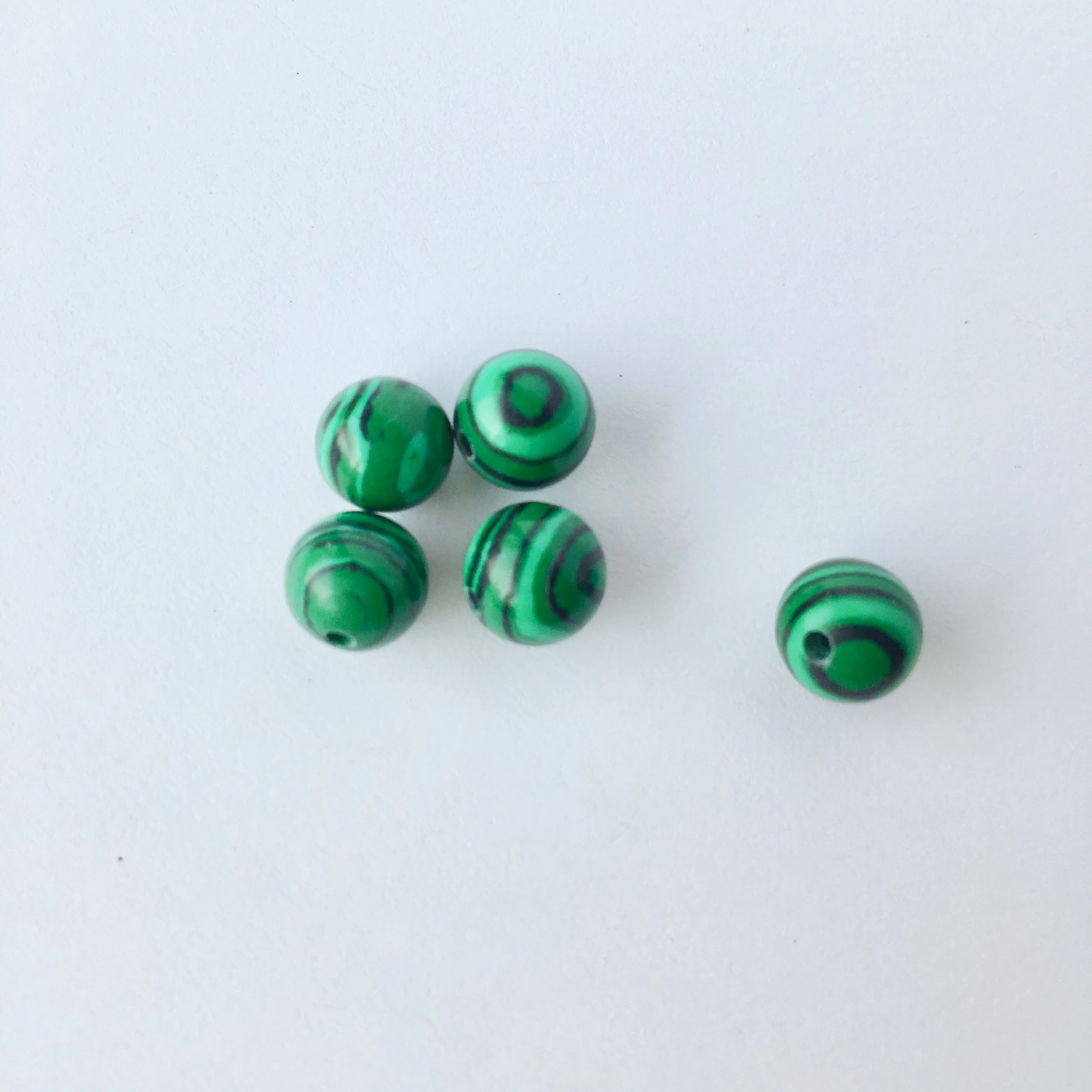 Malachite: Use to promote positive action, avoid procrastination and balance emotions.