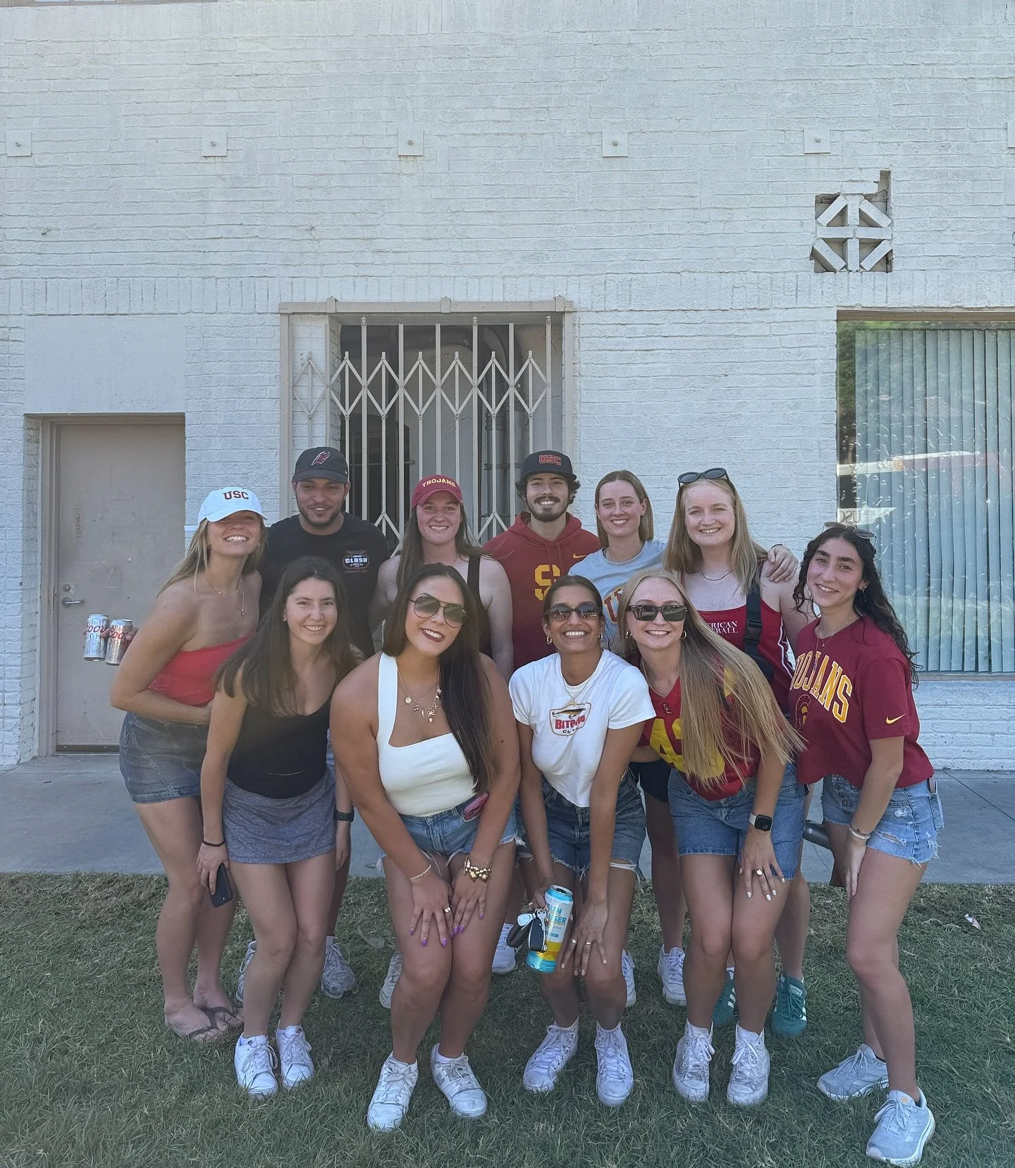 HAPPY GAME DAY!!! 

Back to school, and you know we love sports! let&rsquo;s go Trojans!! 

We love traveler &hearts;️&hearts;️🙌🙌🤙 (the beautiful horse) 

#usc #football #sportsscience