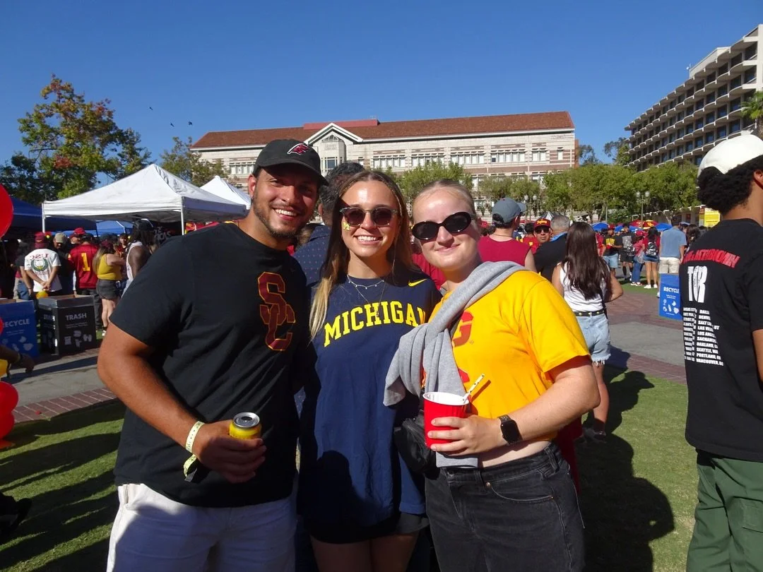 TROJAN GAME DAY 🙌🙌🙌

USC VS MICHIGAN #fighton