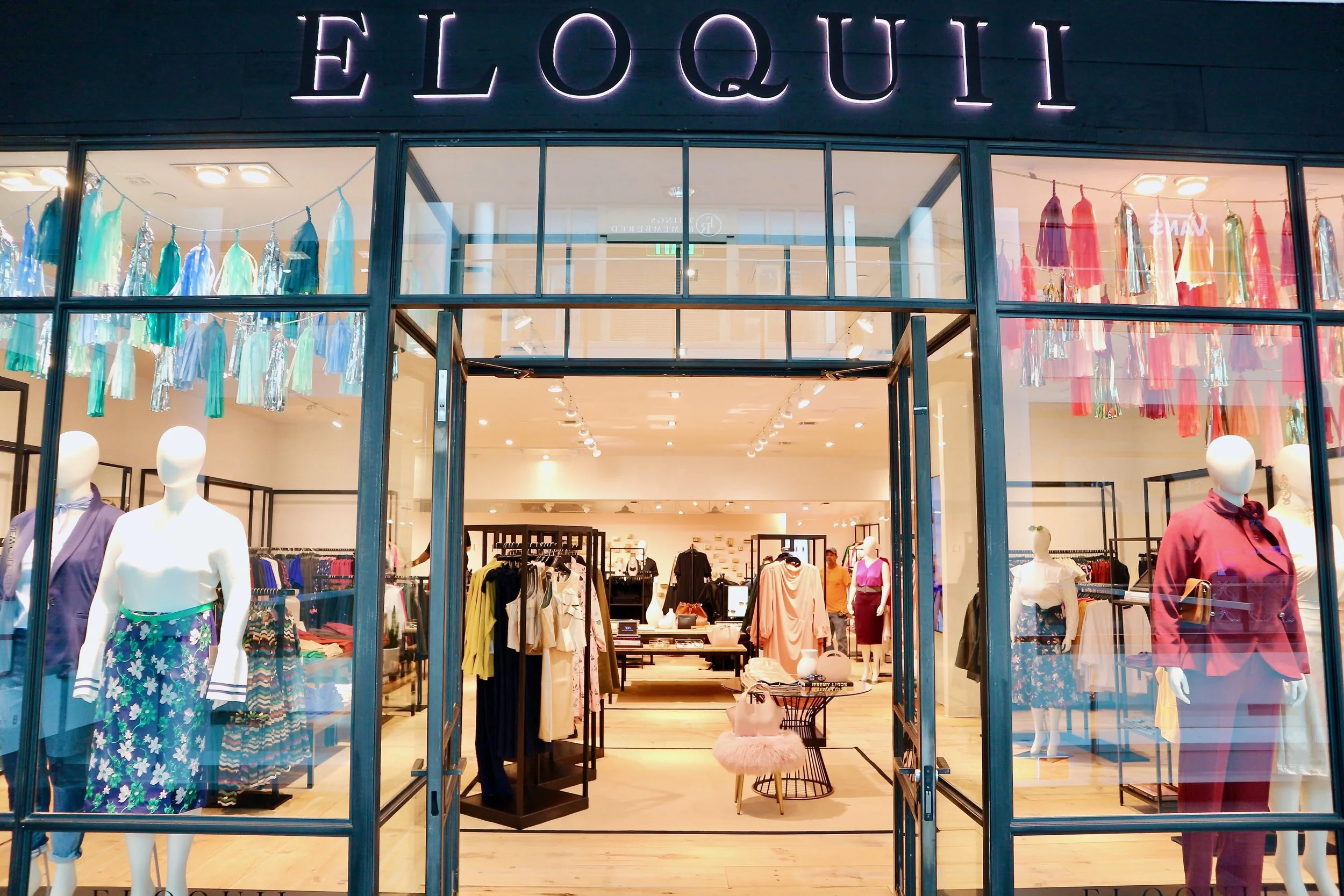 ELOQUII-store-front-2-by-Hafsa-Siddiqi-1.jpg