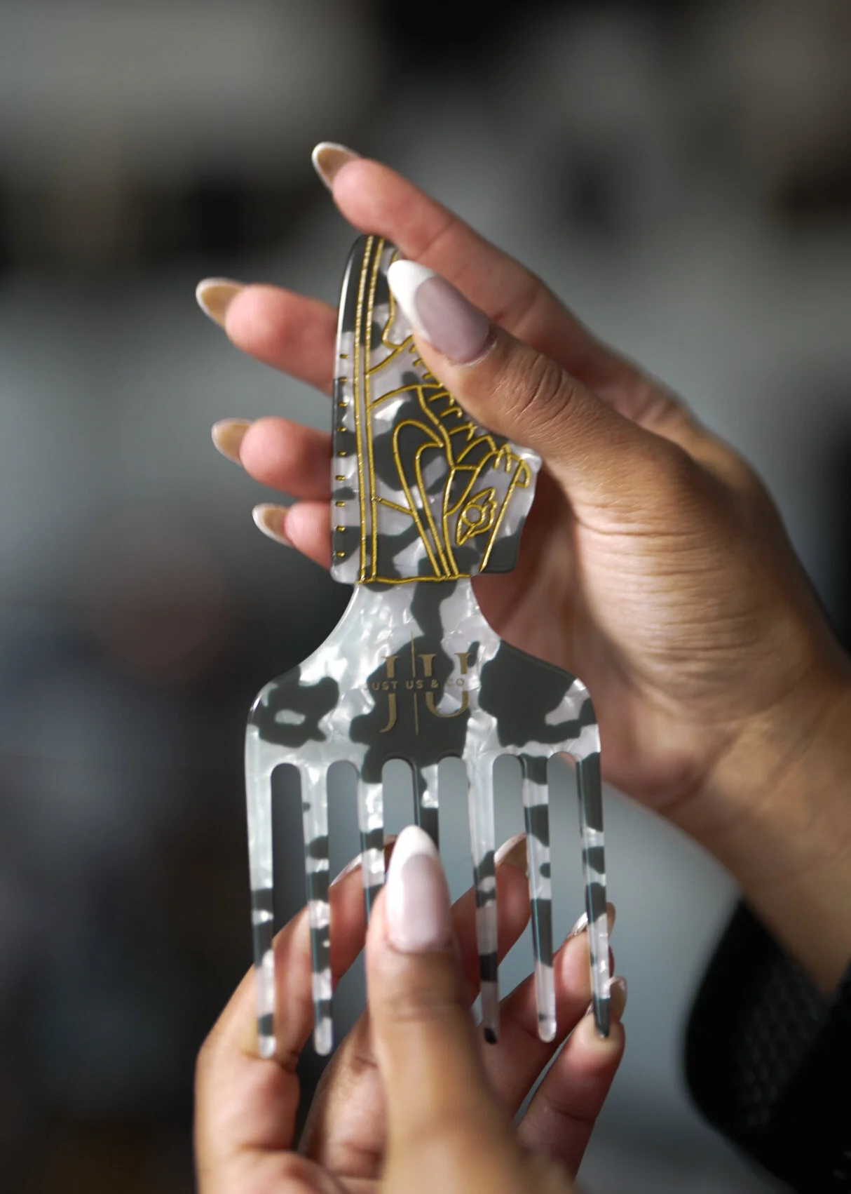 The SneakerHead Pick