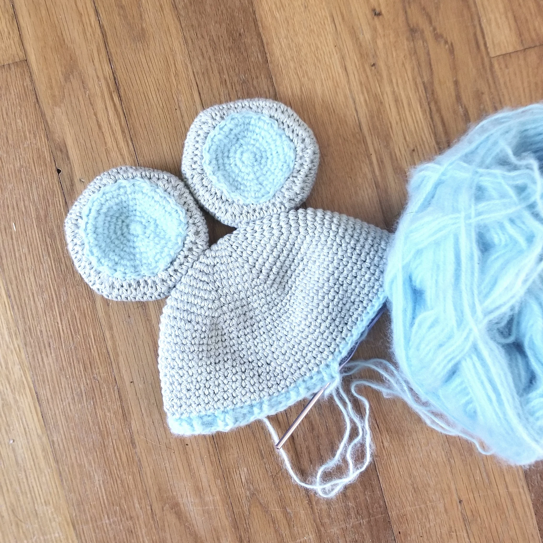 Tuck the Inner Hat into the Outer Hat and attach with the brim in Color B.