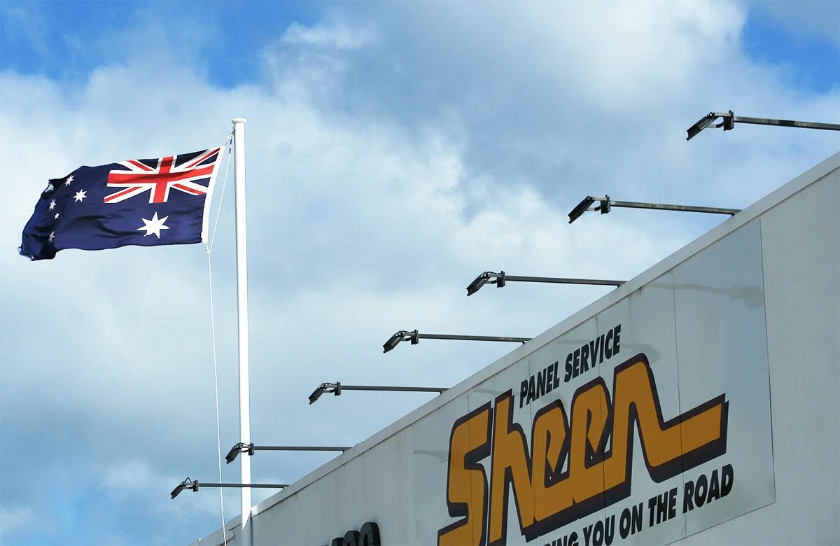 banner-sheen-panels-cheltenham-aus-flagpole-1200x780px.jpg