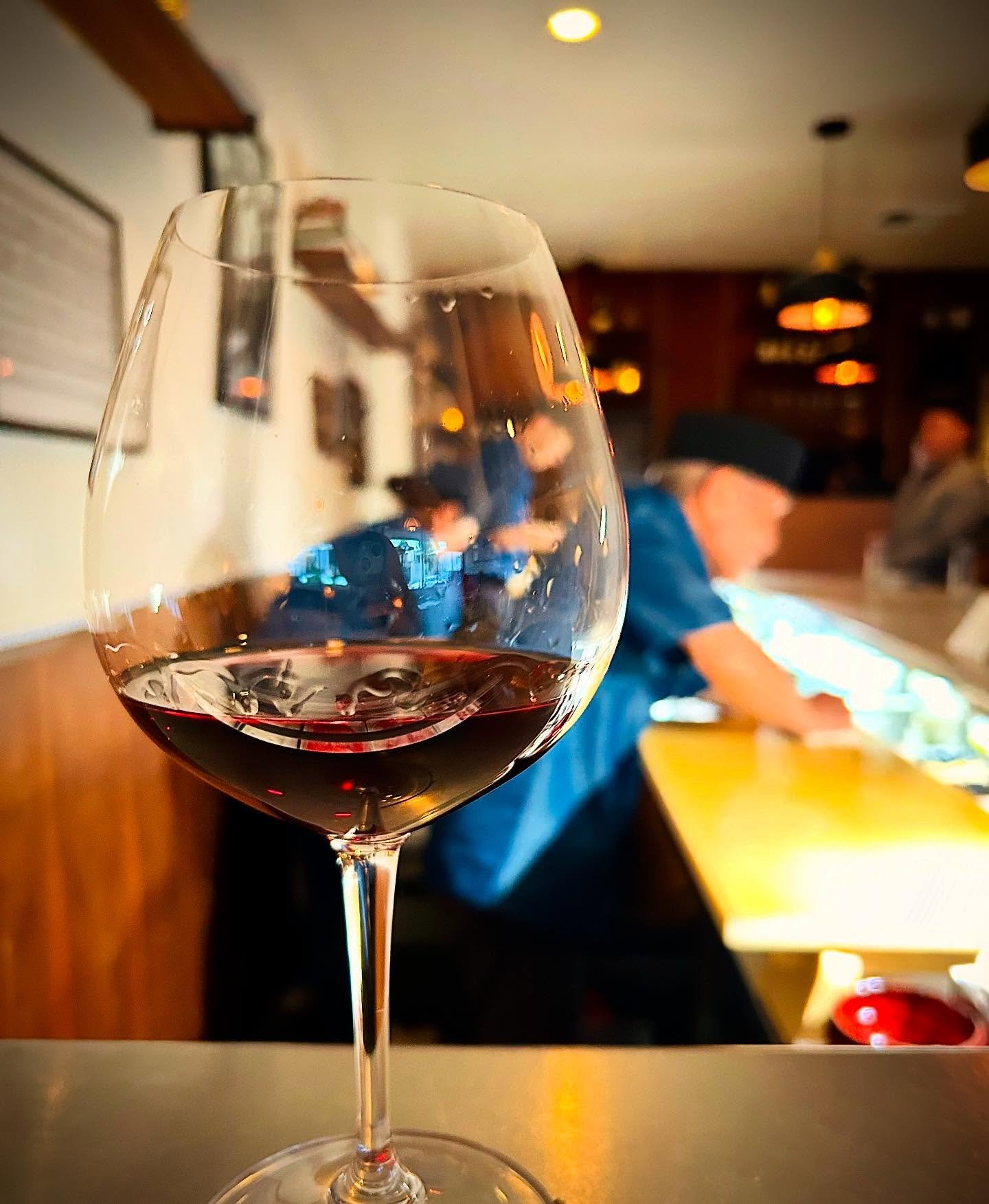 Try our wine pairing by booking your reservation with the number or link in our bio! 🍷 
#omakase #sushinote #sushi #shermanoaks #ventura